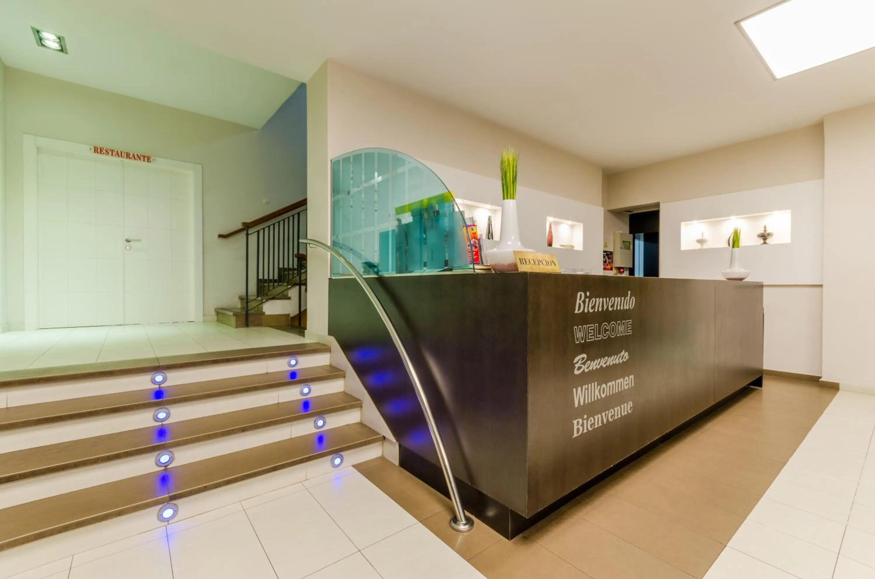 Lobby or reception in Don Juan