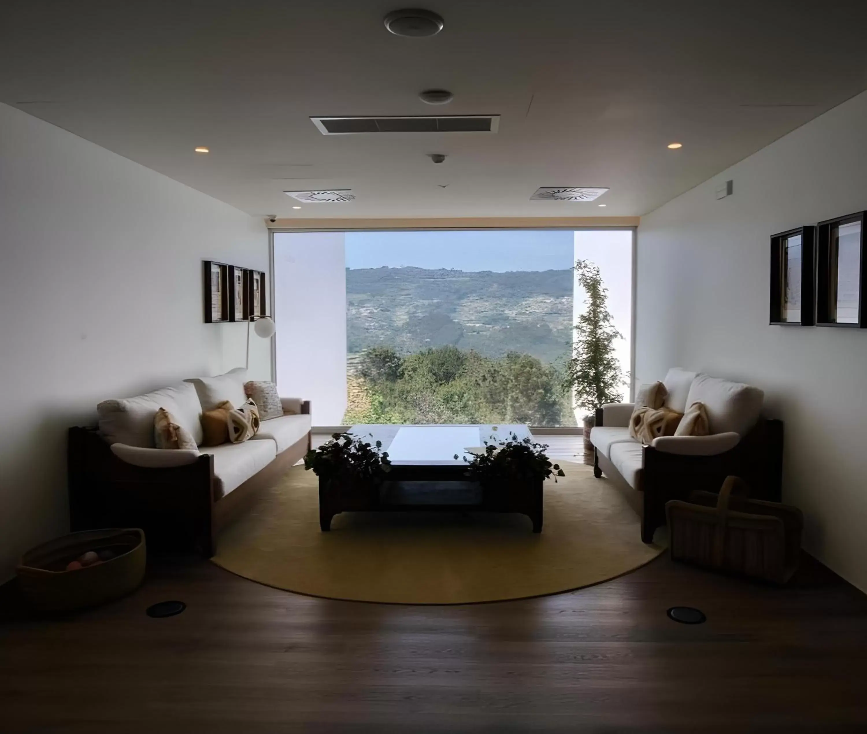 Living room, Billiards in Hotel Cotto do Gatto