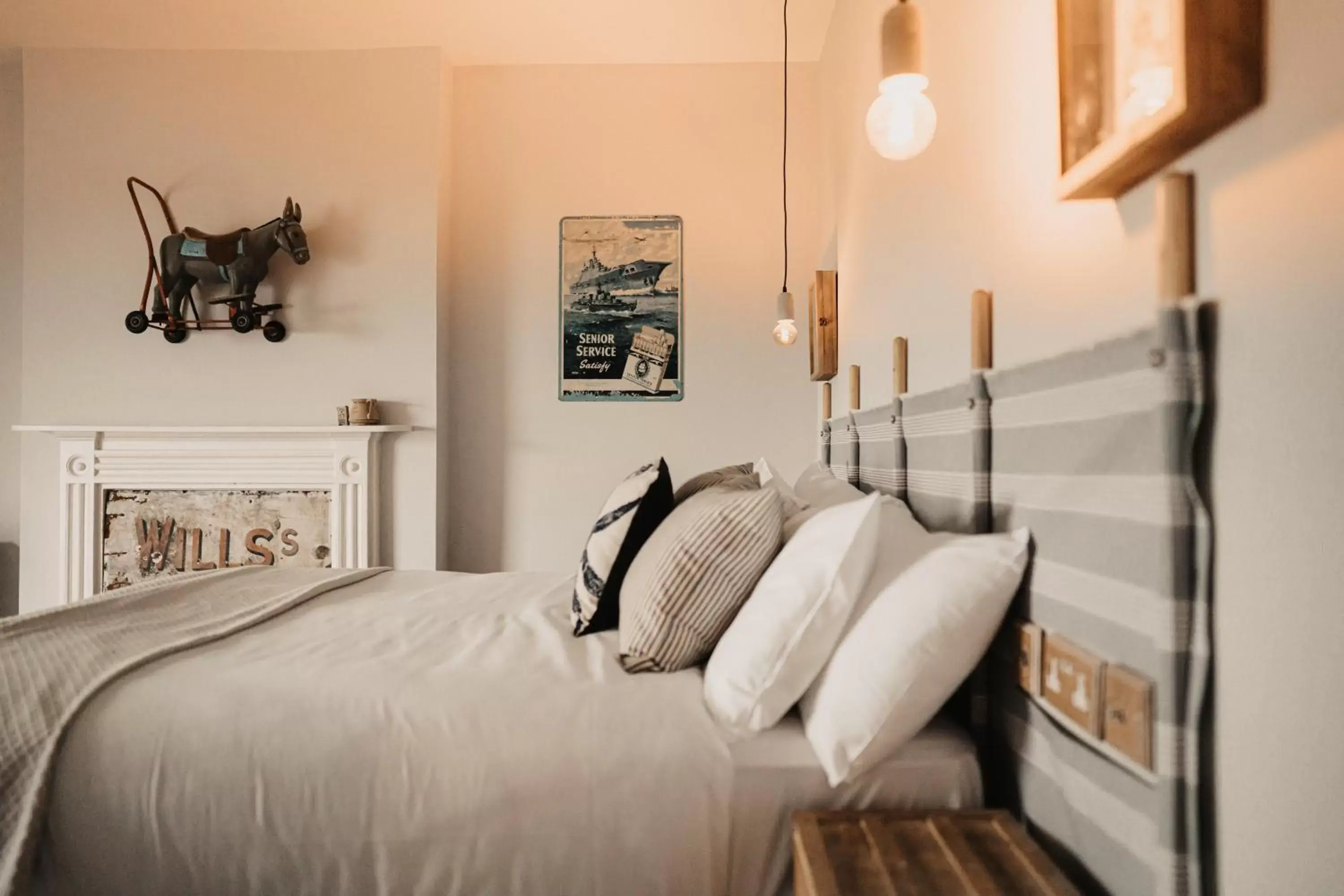 Double Room with Sea View in The Ship Inn Double Room with Sea View in The Ship Inn