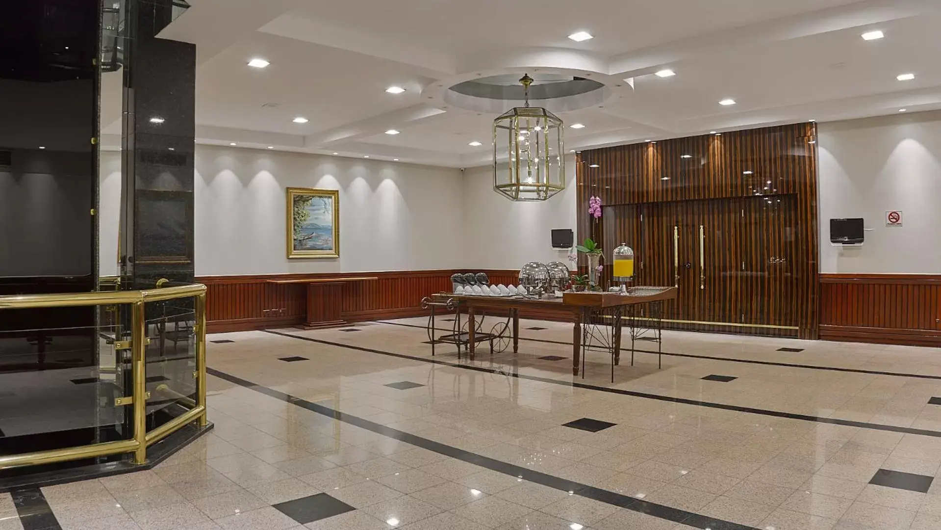 Meeting/conference room, Restaurant/Places to Eat in Bourbon Curitiba Hotel & Suítes