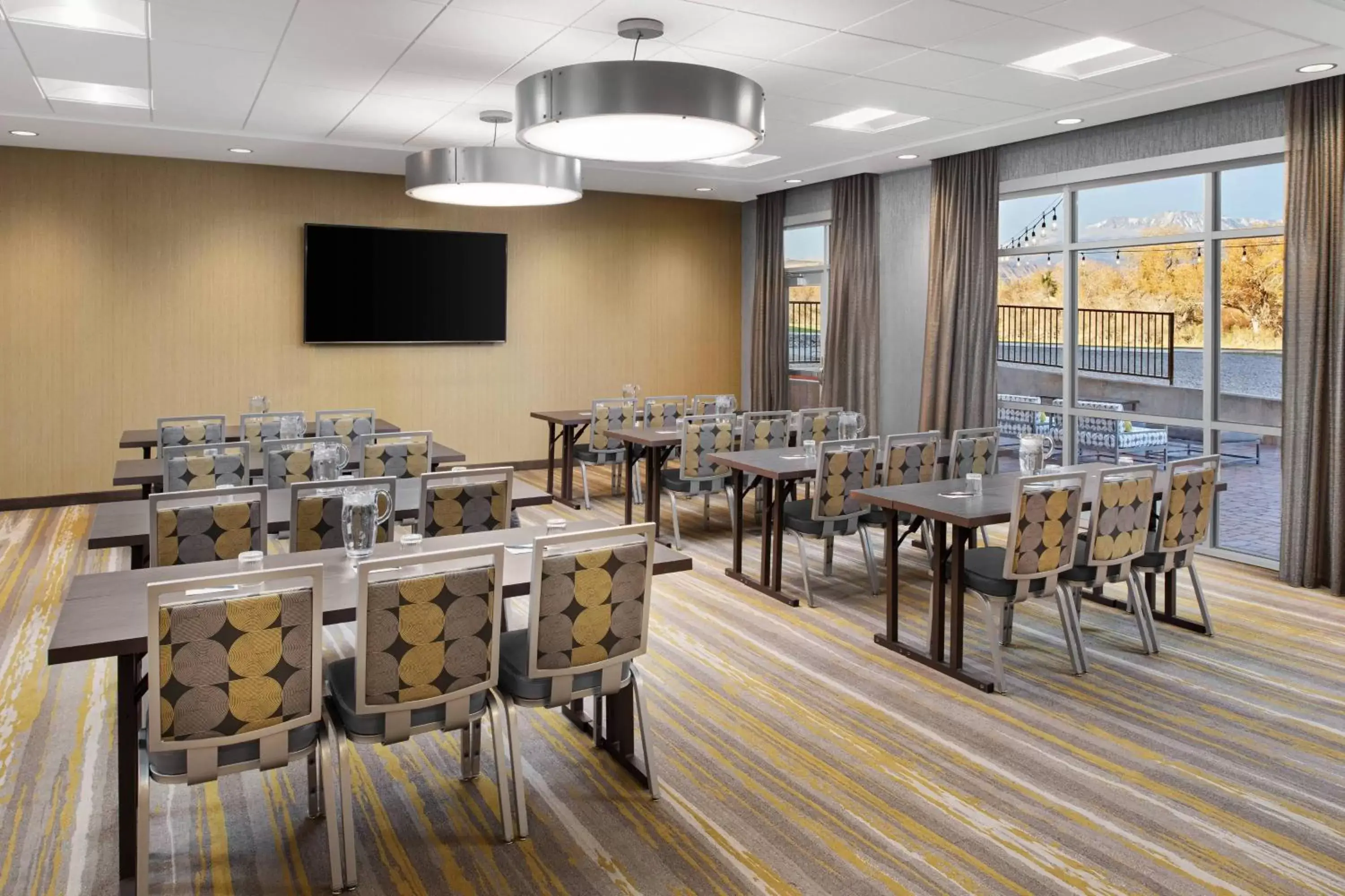 Meeting/conference room, Restaurant/Places to Eat in SpringHill Suites by Marriott St. George Washington