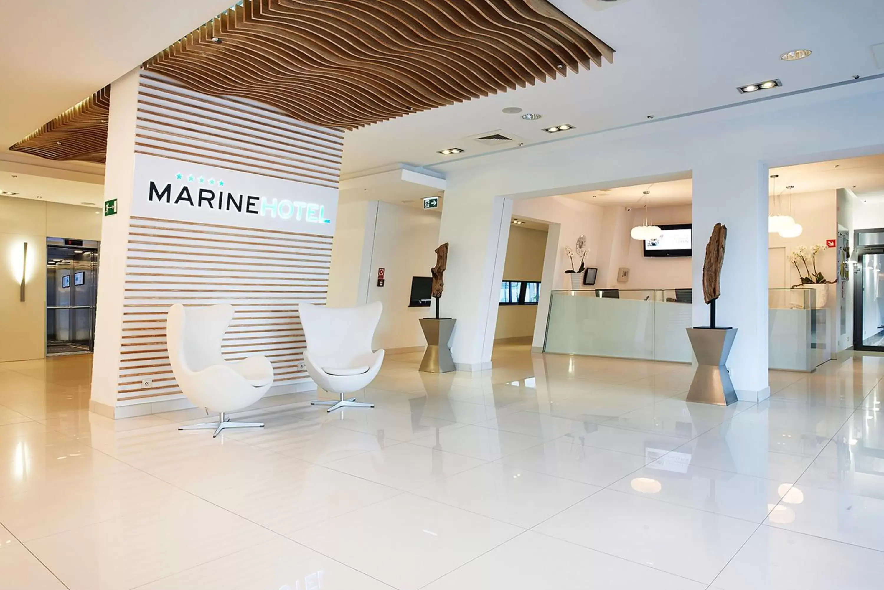 Lobby or reception in Marine Hotel by Zdrojowa
