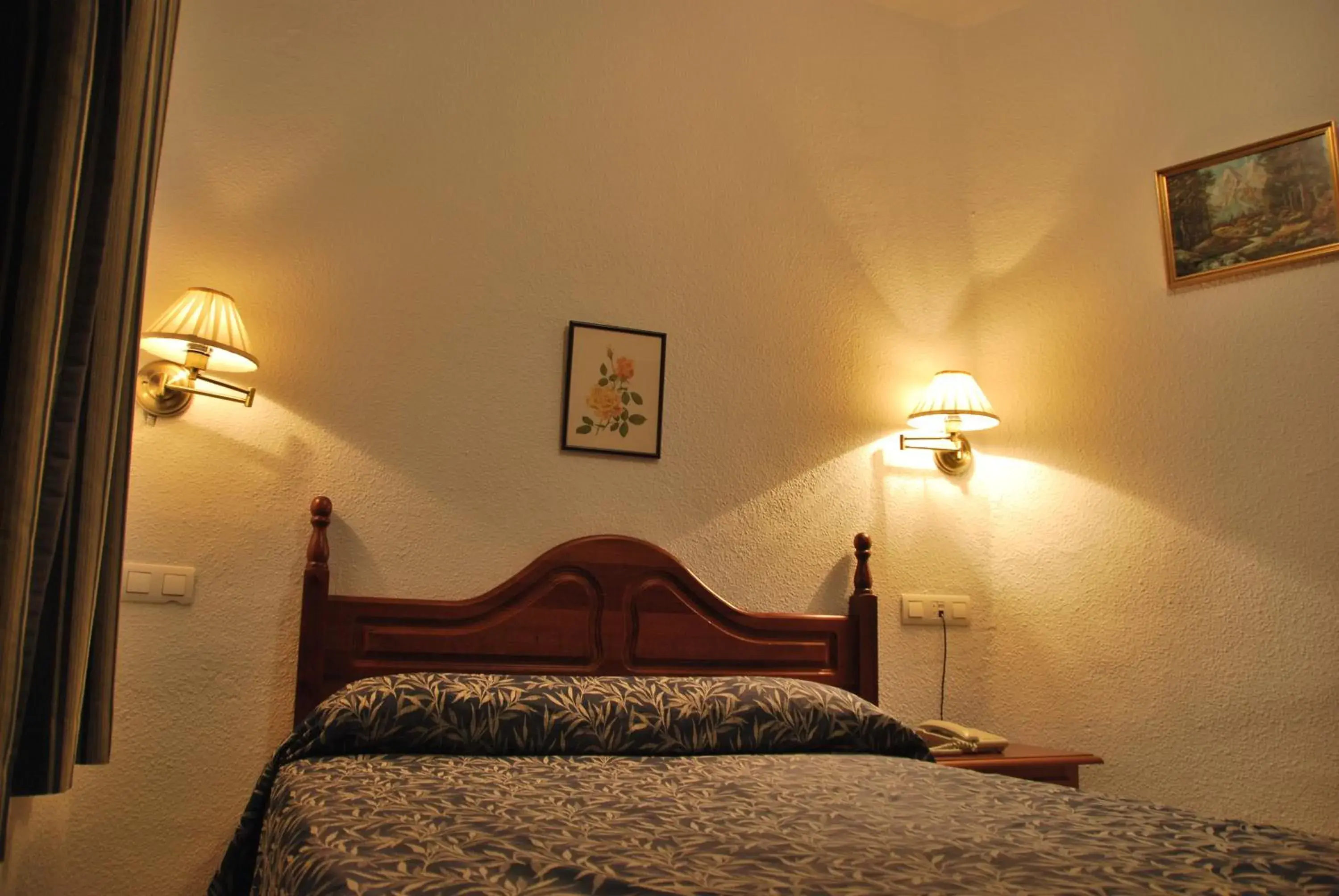 Photo of the whole room, Bed in Hotel Andalucia