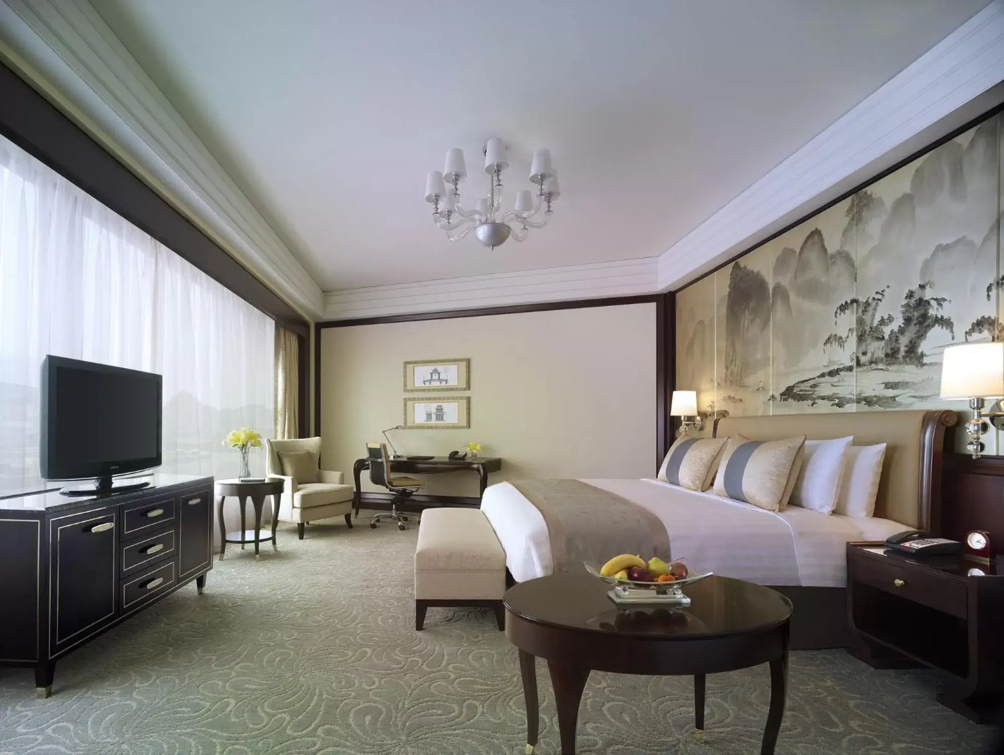 Bedroom, Seating Area in Shangri-La Guilin