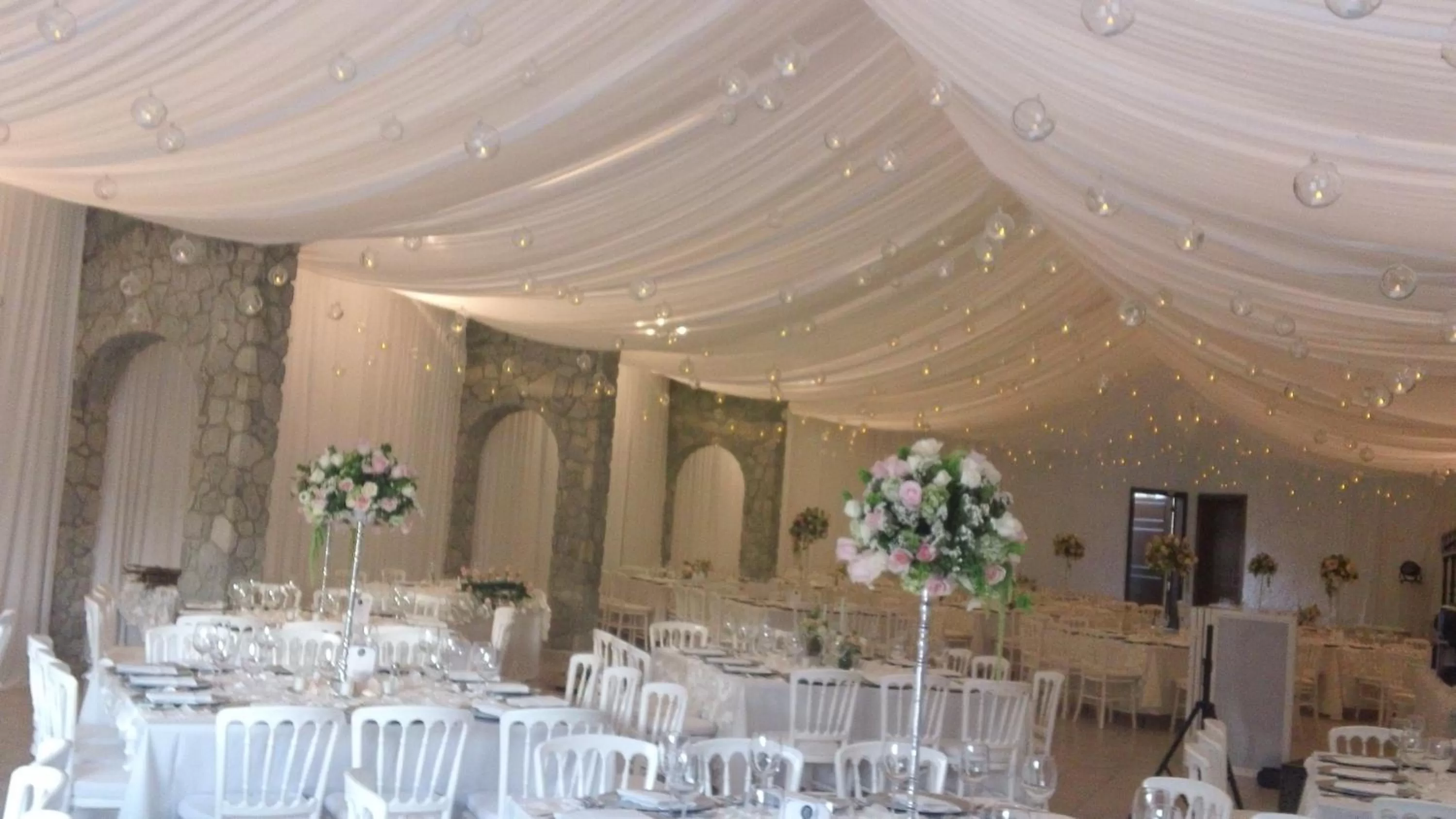 Lounge or bar in Hotel Villa Monarca Inn