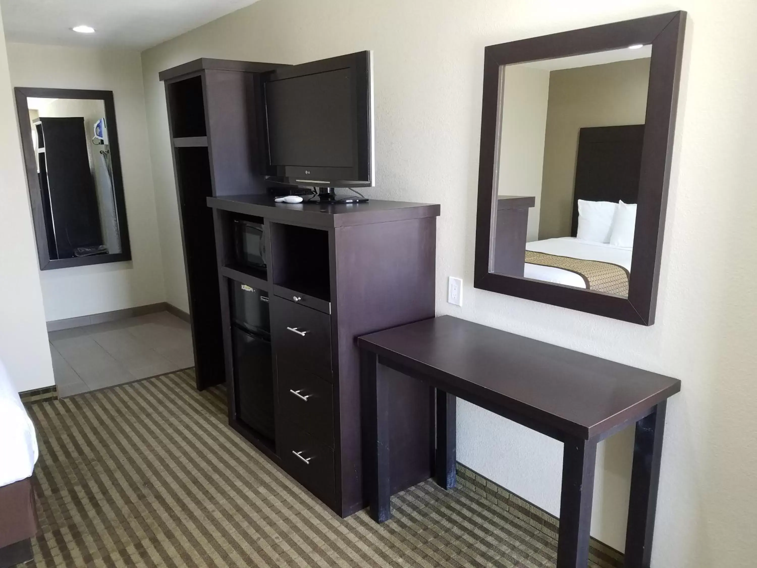 TV and multimedia, TV/Entertainment Center in Days Inn by Wyndham El Centro