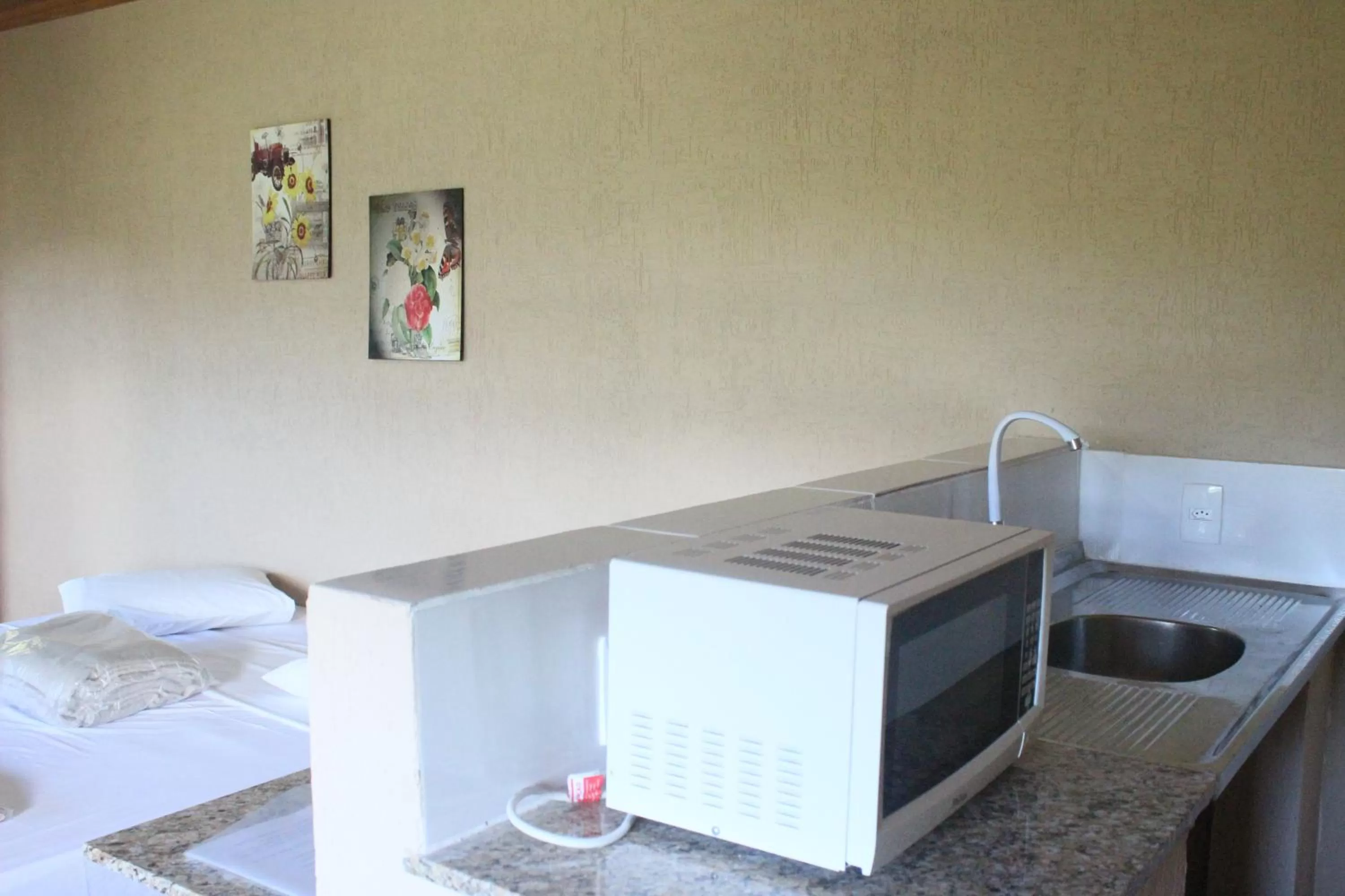 Pousada R.N.C. Nosso Paraíso