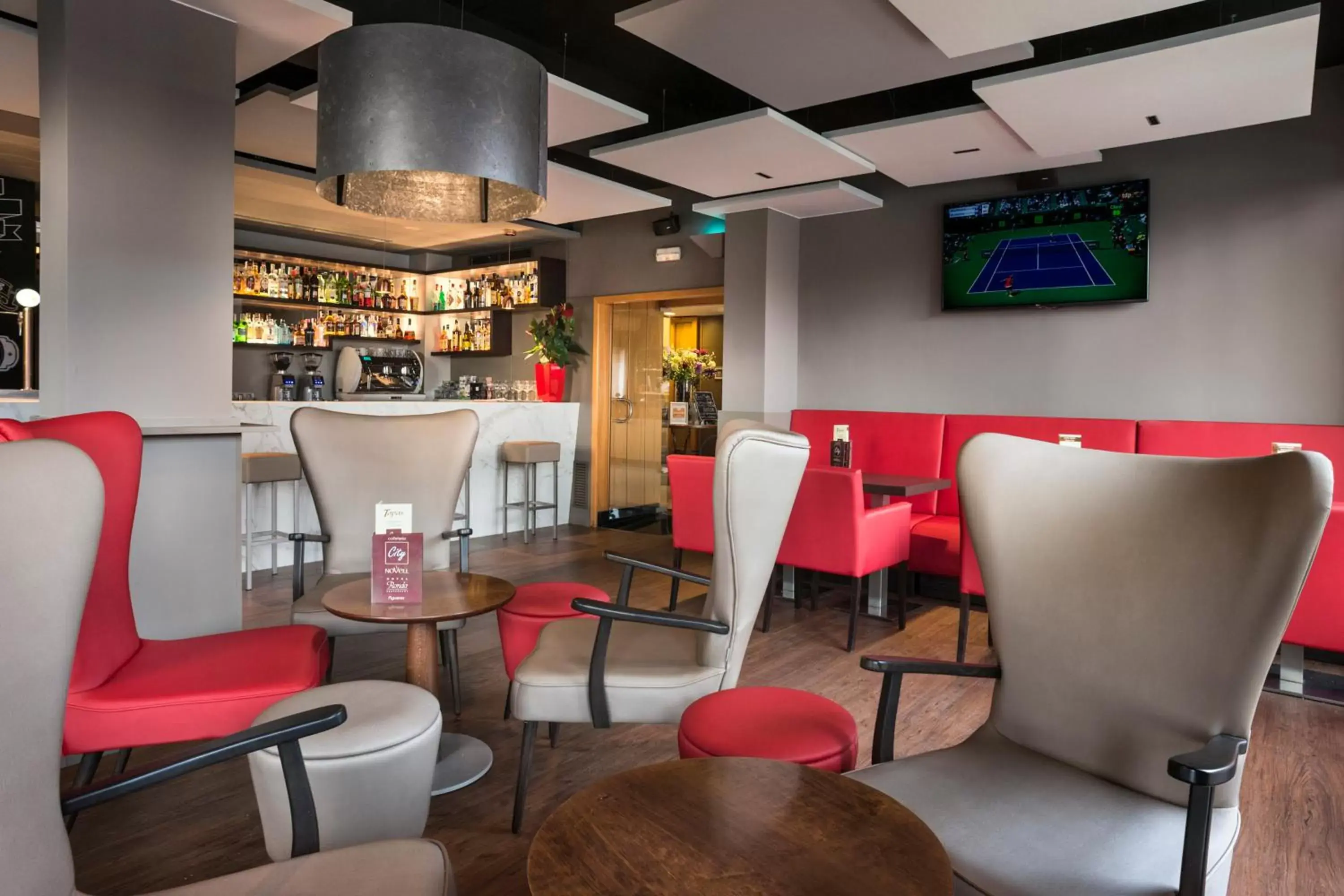 Lounge or bar, Lounge/Bar in Ibis Styles Figueres Ronda