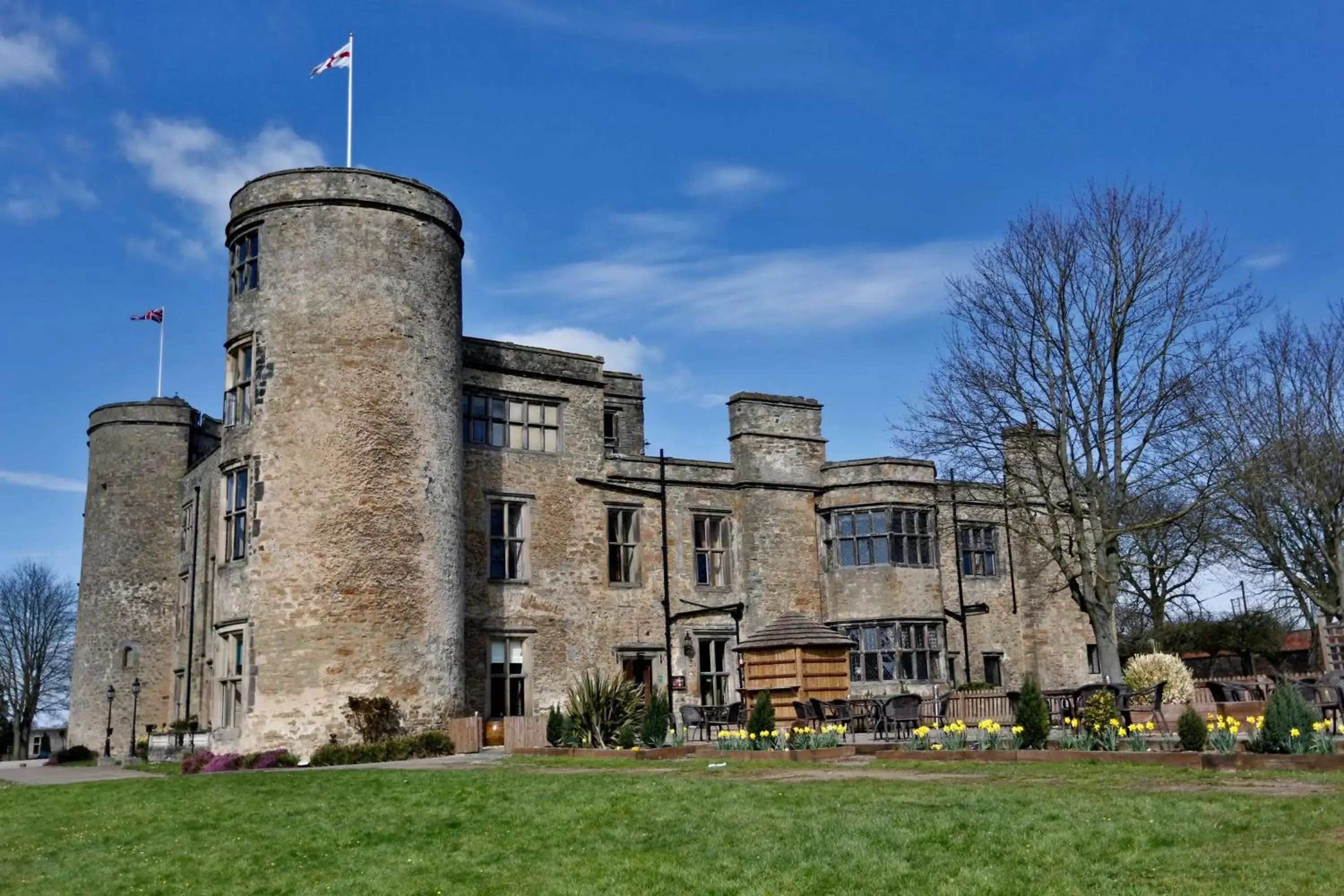 Property Building in Best Western Walworth Castle Hotel