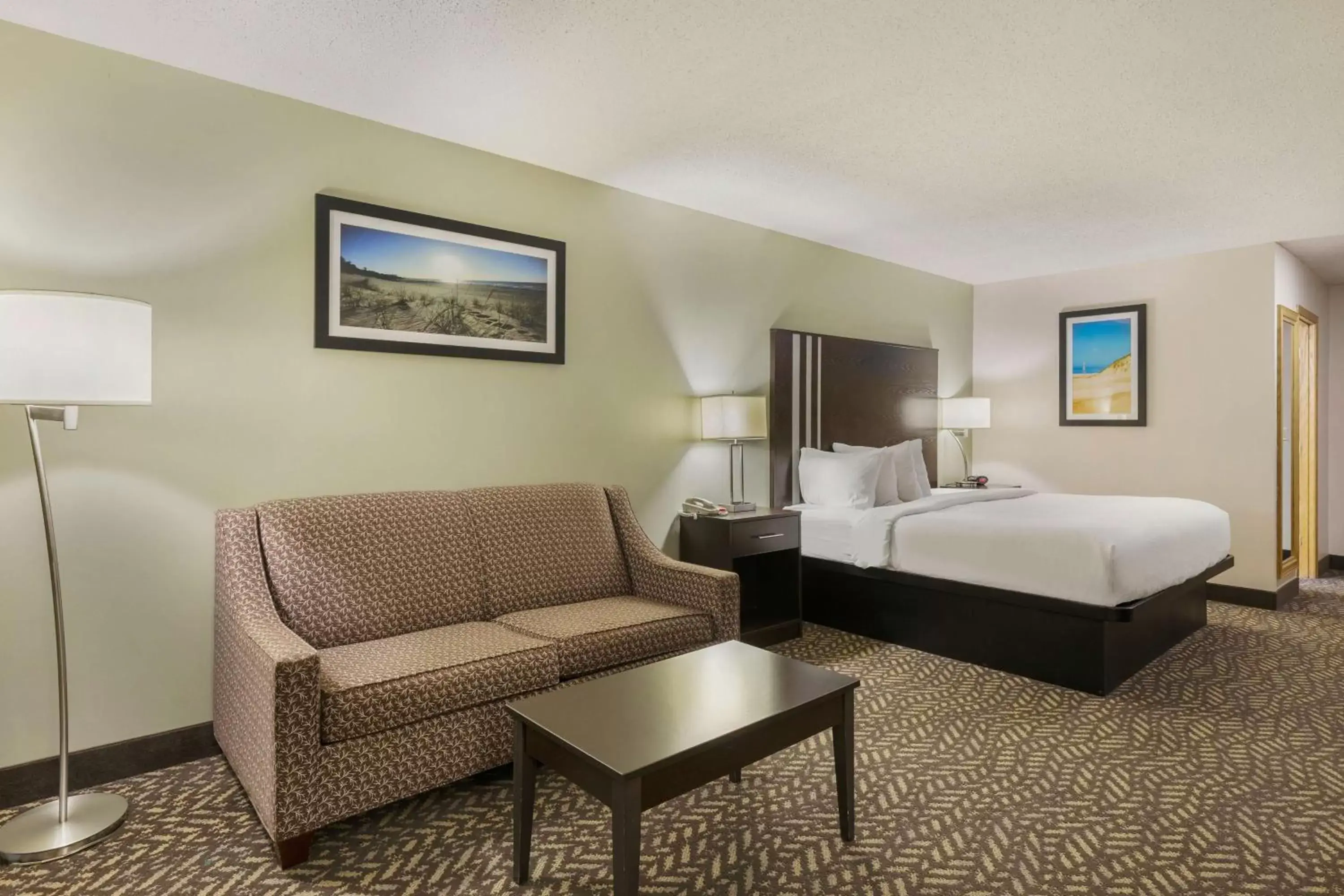 Bedroom, Bed in Best Western Indian Oak Bedroom, Bed in Best Western Indian Oak