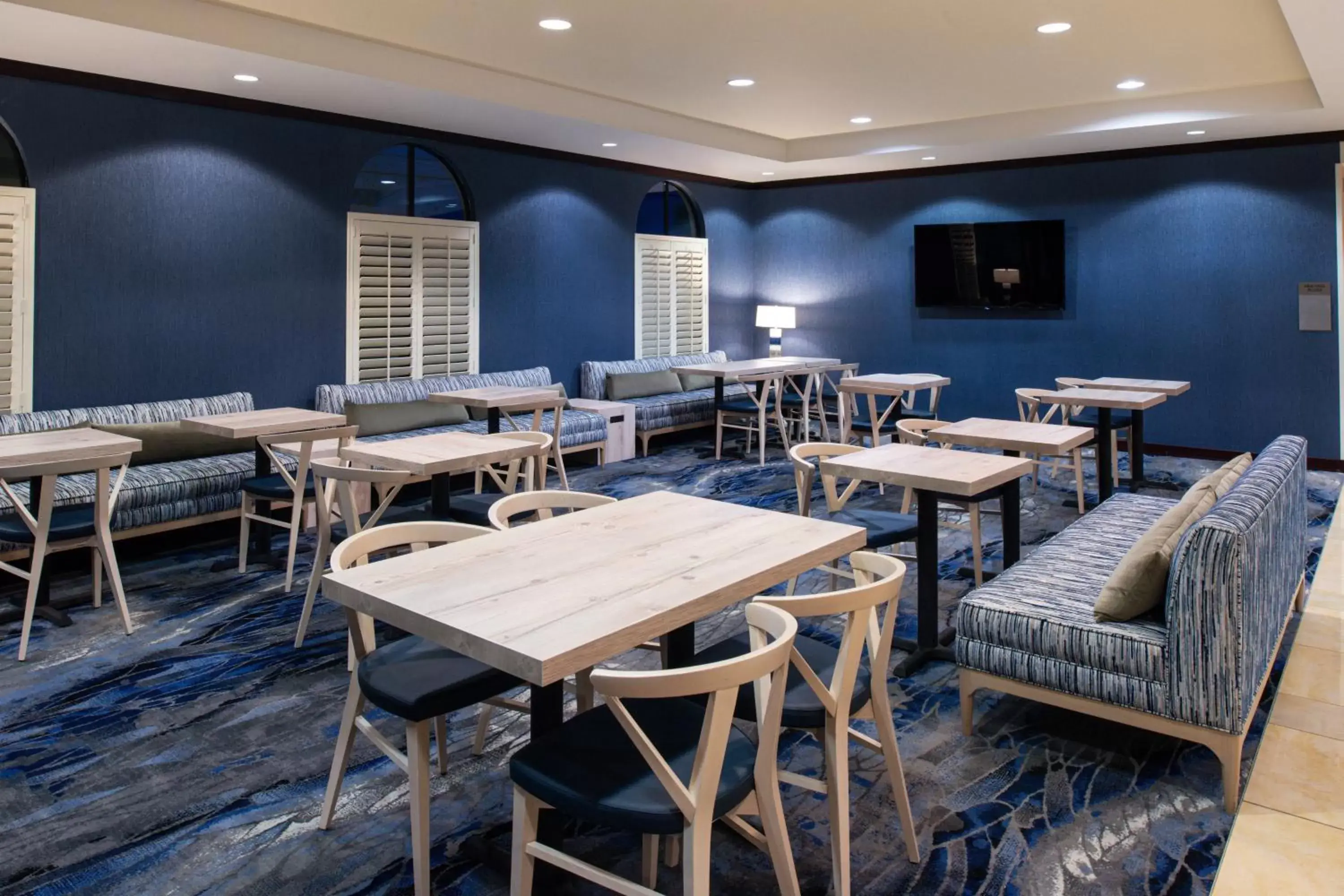 Lounge or bar, Restaurant/Places to Eat in Fairfield Inn & Suites Santa Cruz - Capitola