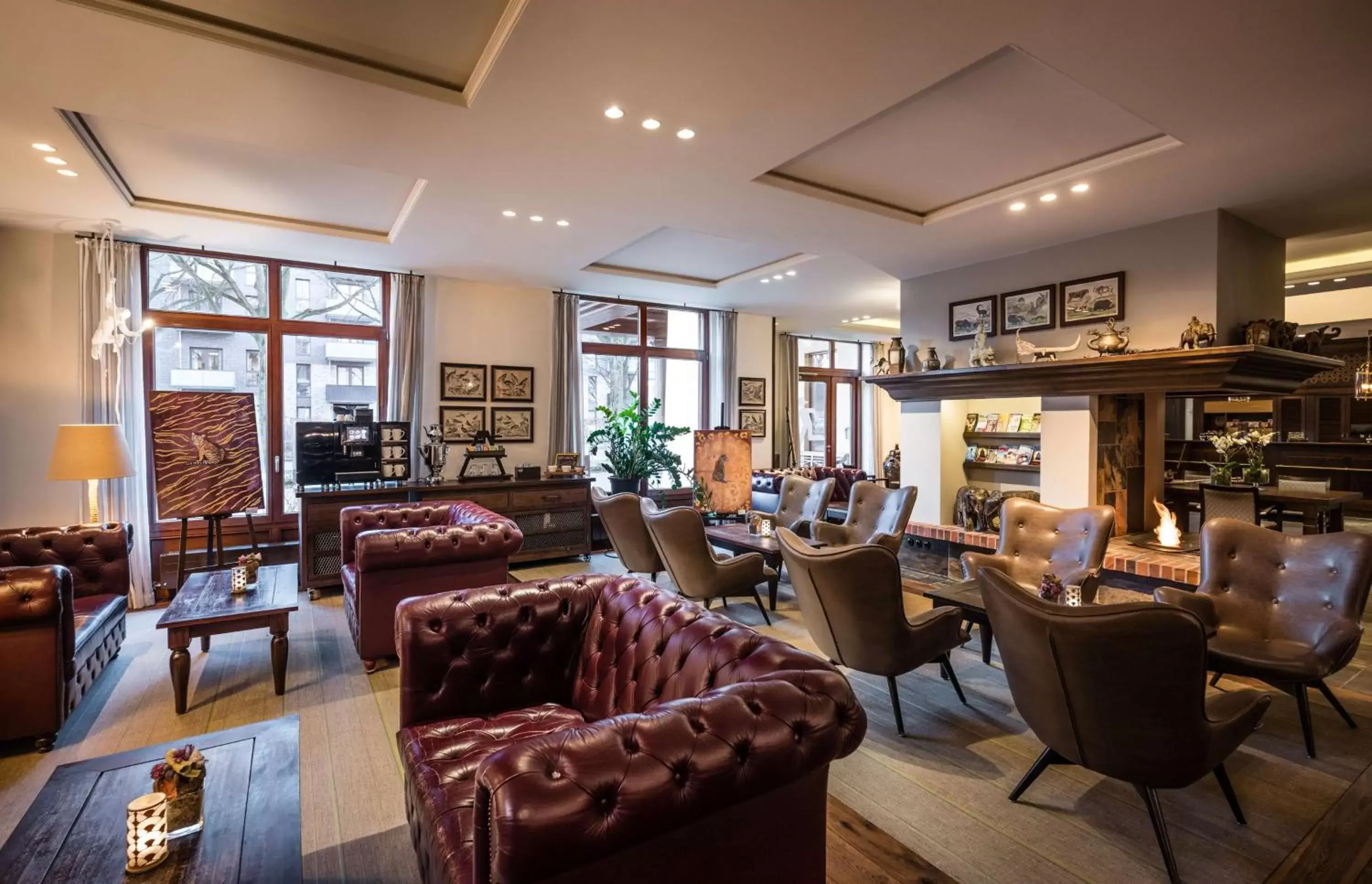 Lounge or bar, Seating Area in Lindner Hotel Hamburg Hagenbeck, part of JdV by Hyatt