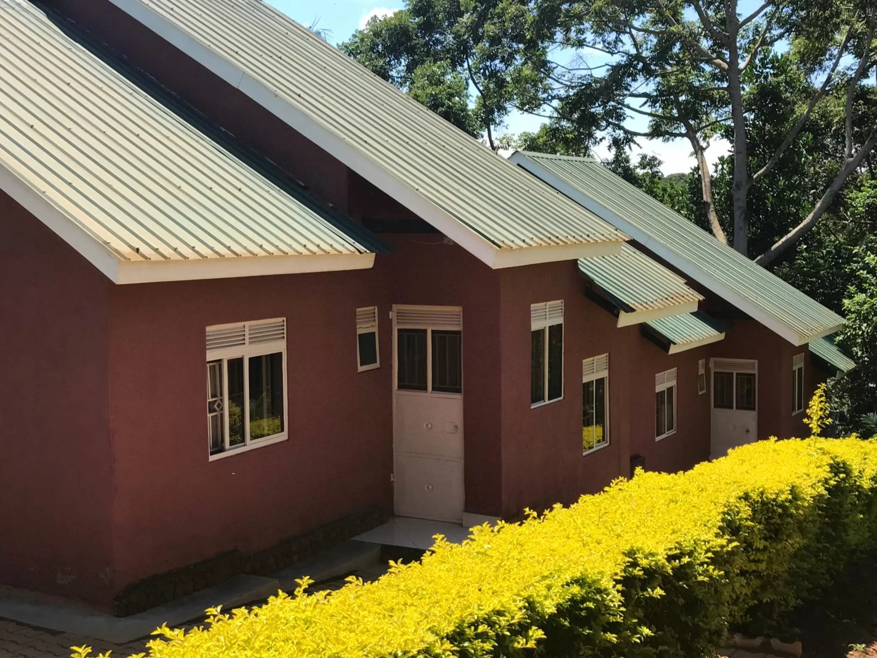 Property Building in Governors Club