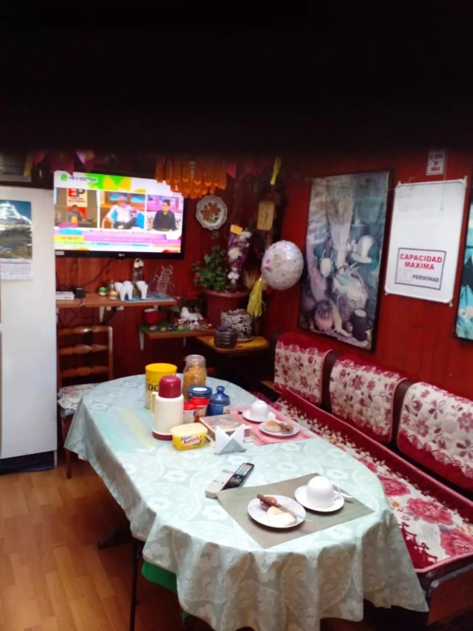 Restaurant/Places to Eat in Alojamiento familiar rey