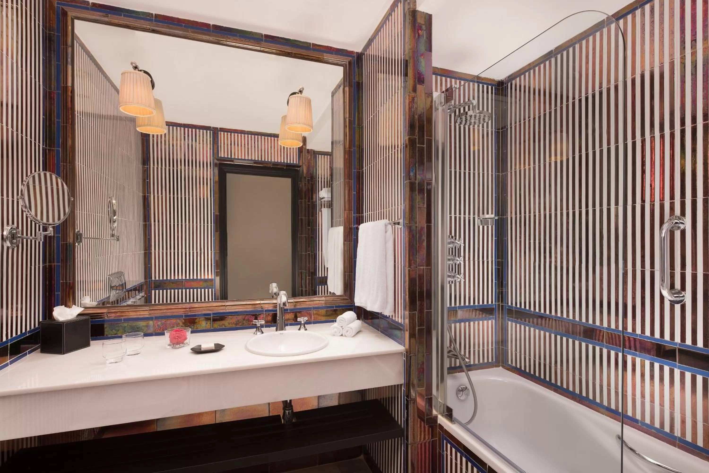 Bathroom in Hotel Alfonso XIII, a Luxury Collection Hotel, Seville