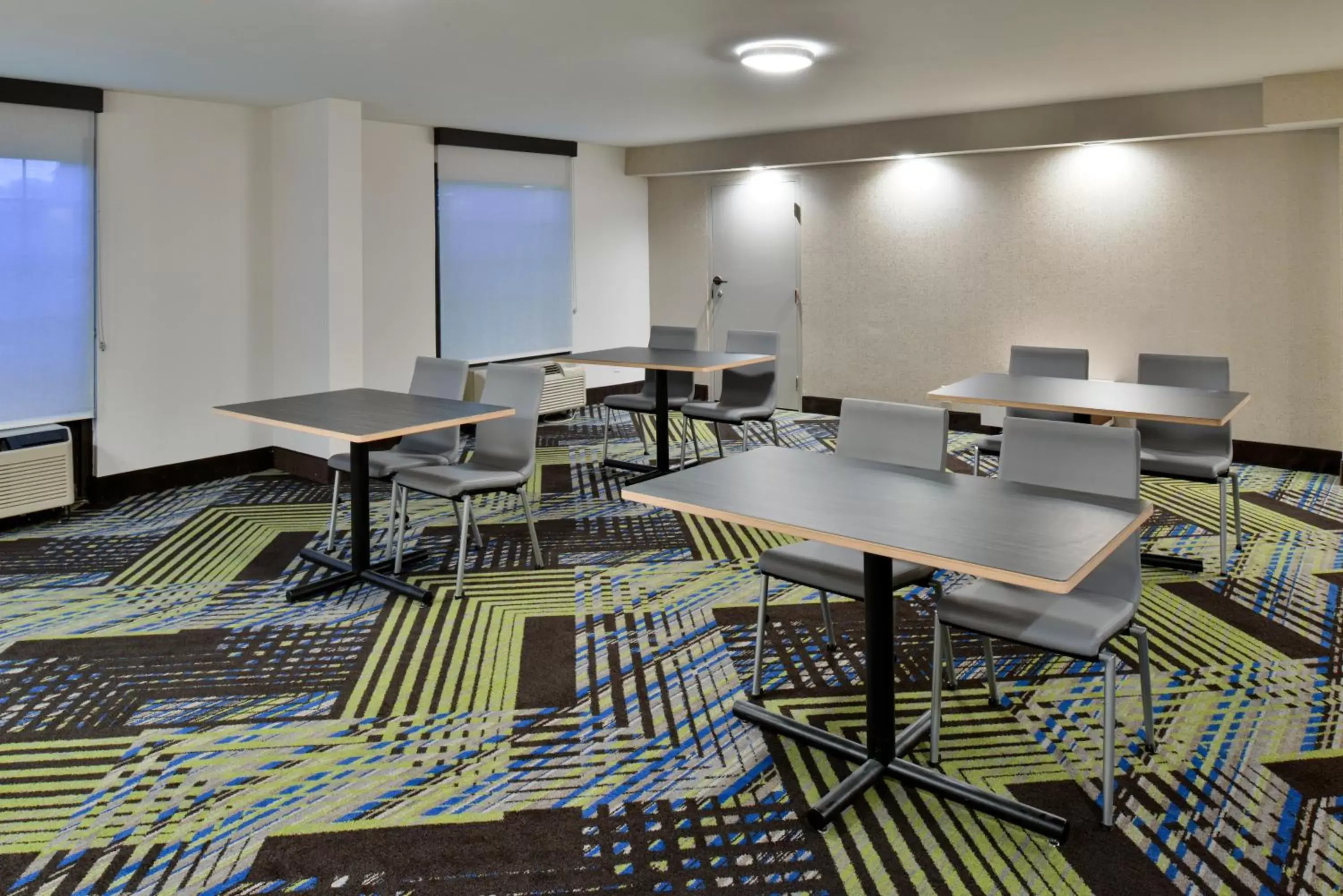 Meeting/conference room, Table Tennis in Holiday Inn Express Winston-Salem Medical Ctr Area