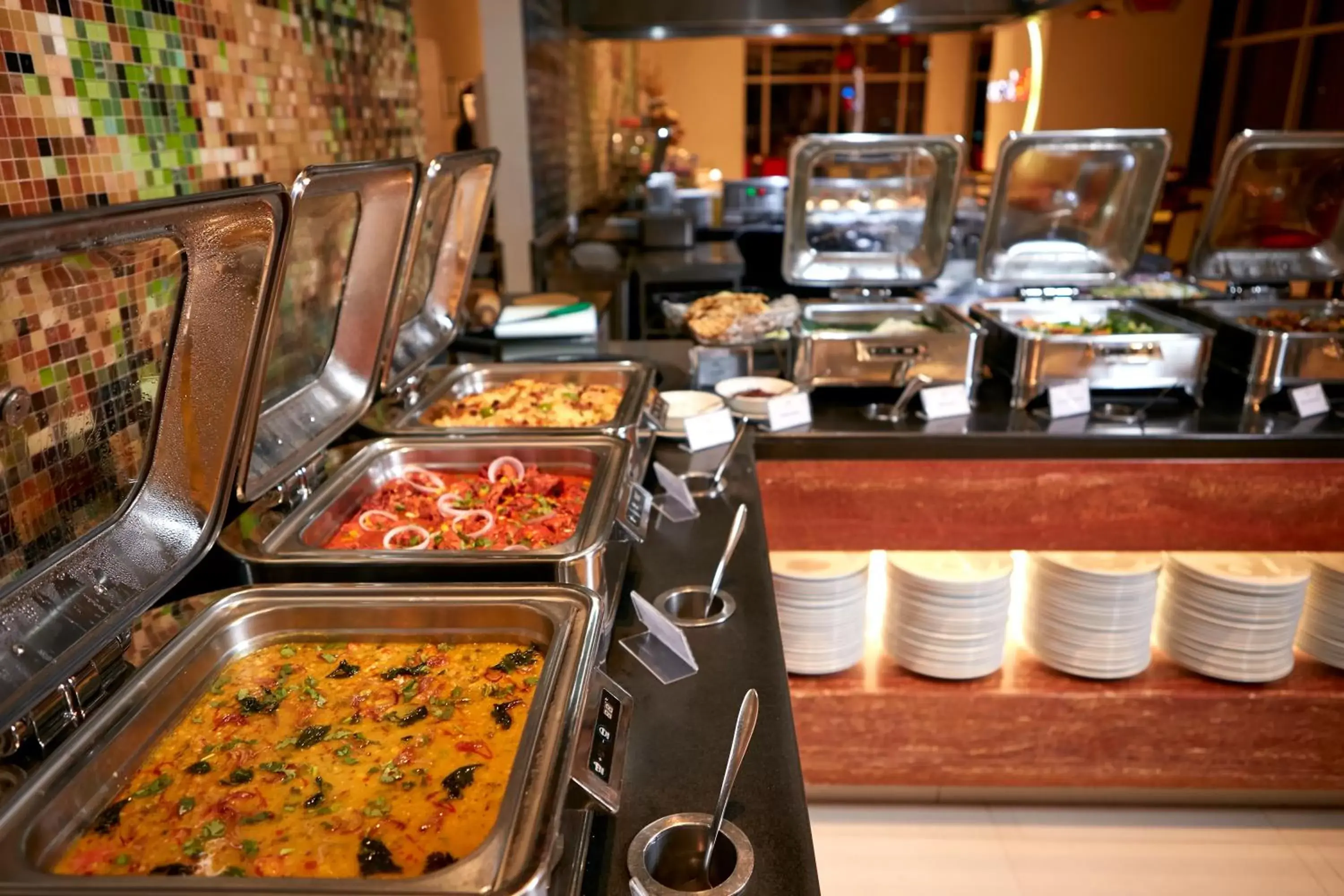 Food in Cinnamon Red Colombo Food in Cinnamon Red Colombo