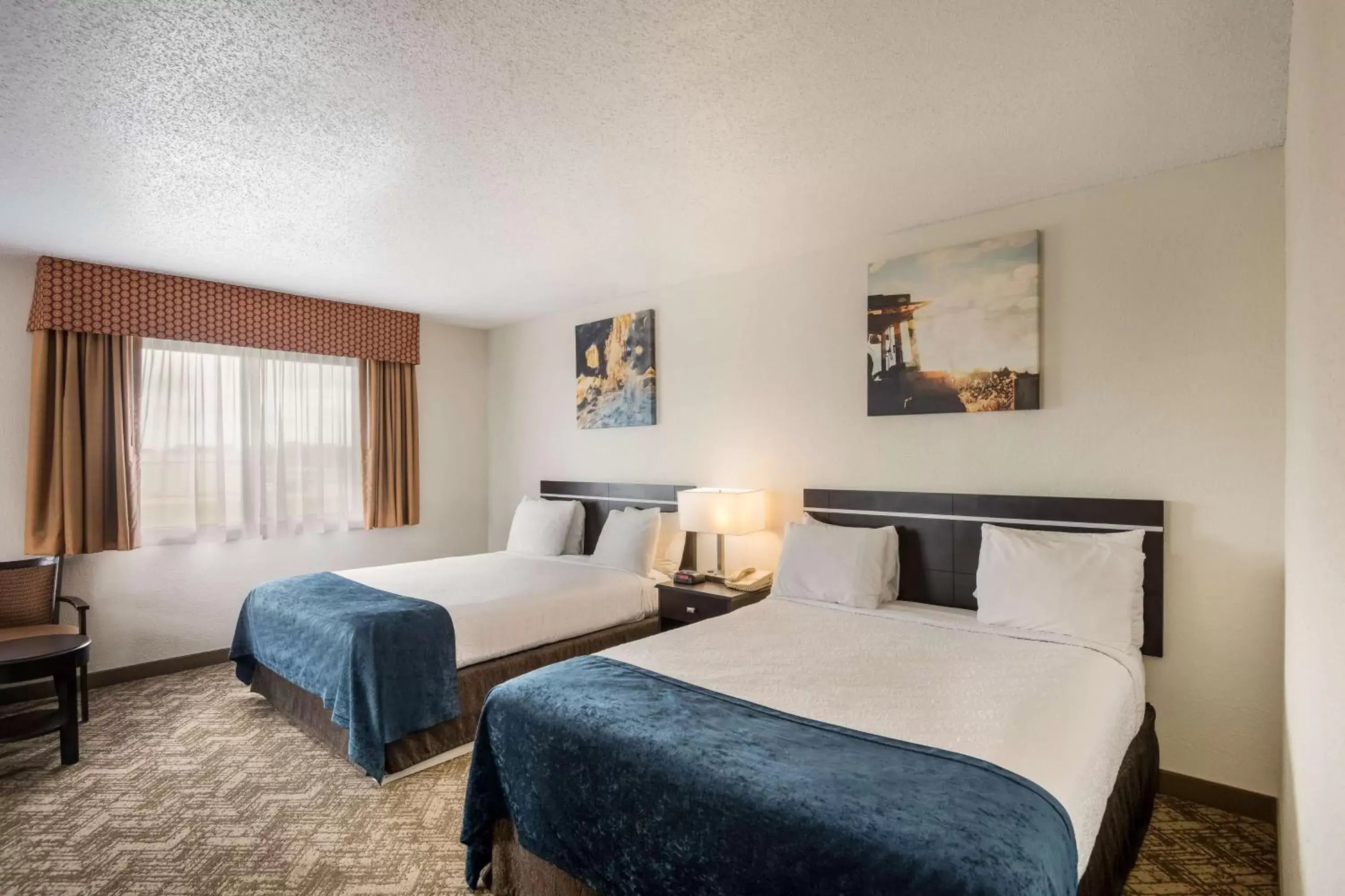 Bedroom, Bed in Best Western Mount Pleasant Inn Bedroom, Bed in Best Western Mount Pleasant Inn