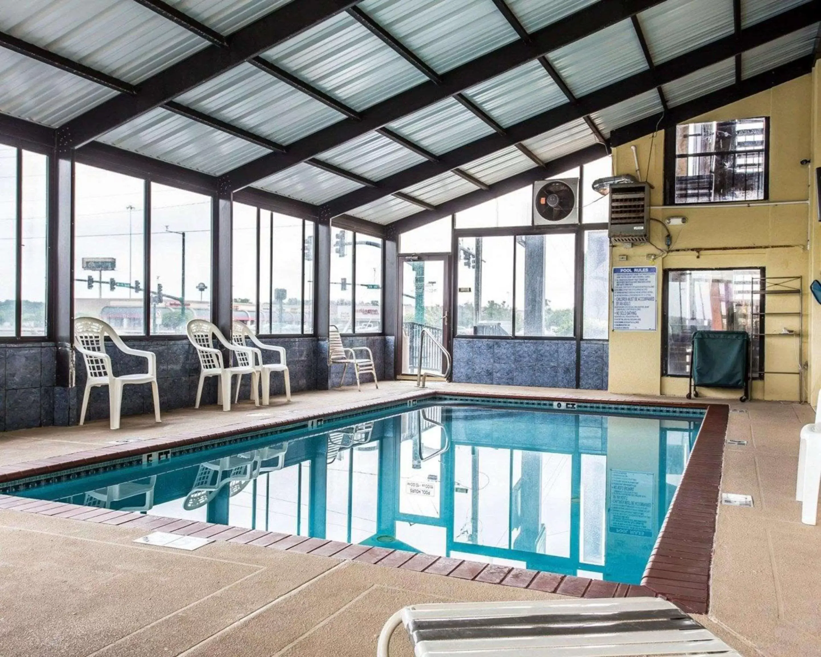 On site, Swimming Pool in Quality Inn & Suites Morrow Atlanta South