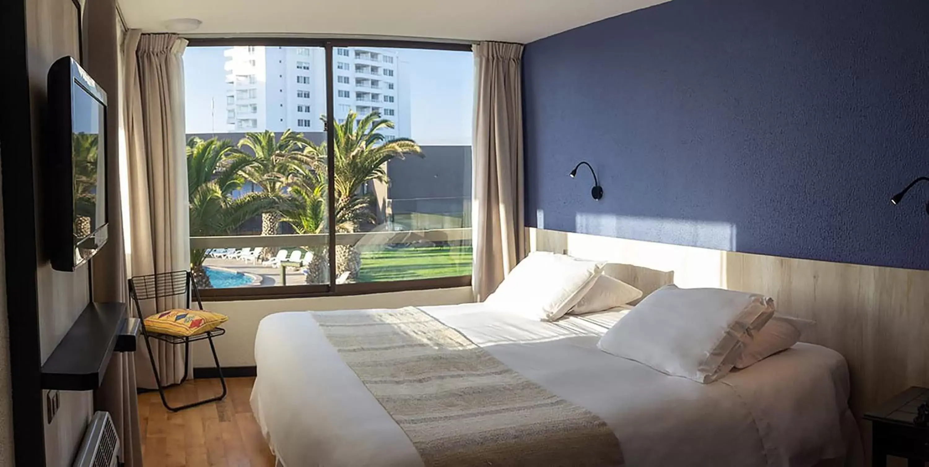 TV and multimedia, Bed in Hotel Club La Serena