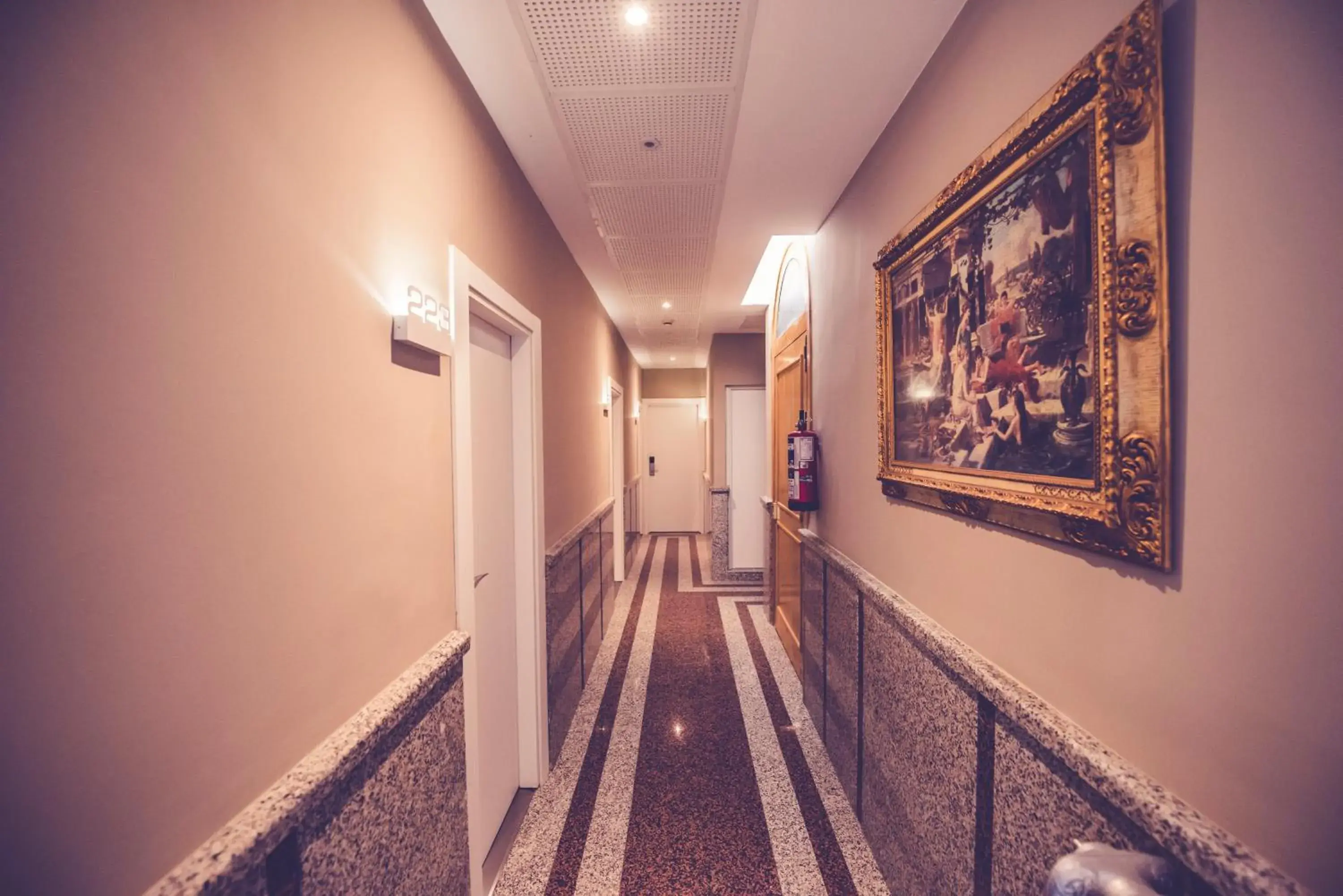 Property building in Hostal Marlasca Property building in Hostal Marlasca