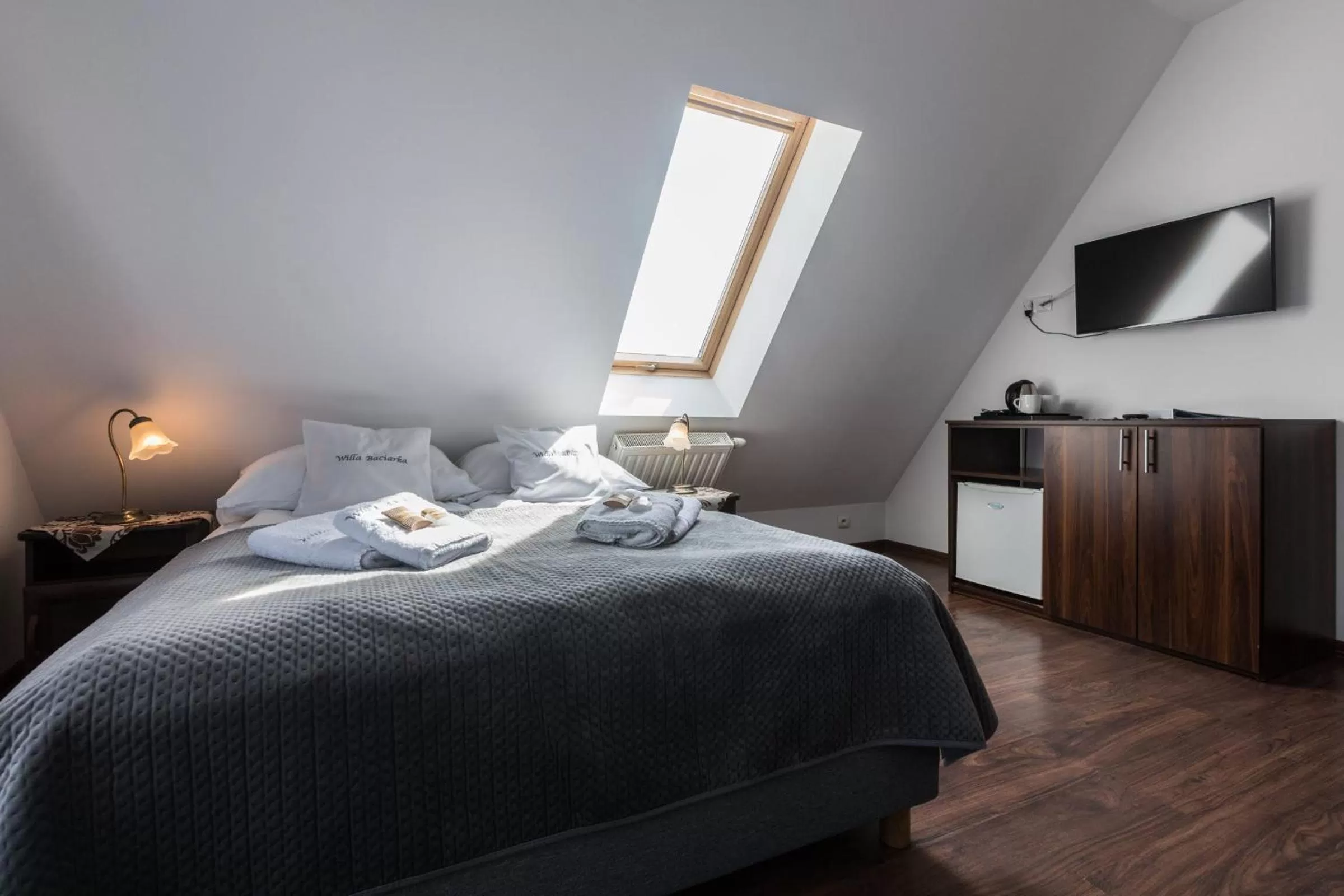 Bed in Willa Baciarka-basen, sauny i jacuzzi