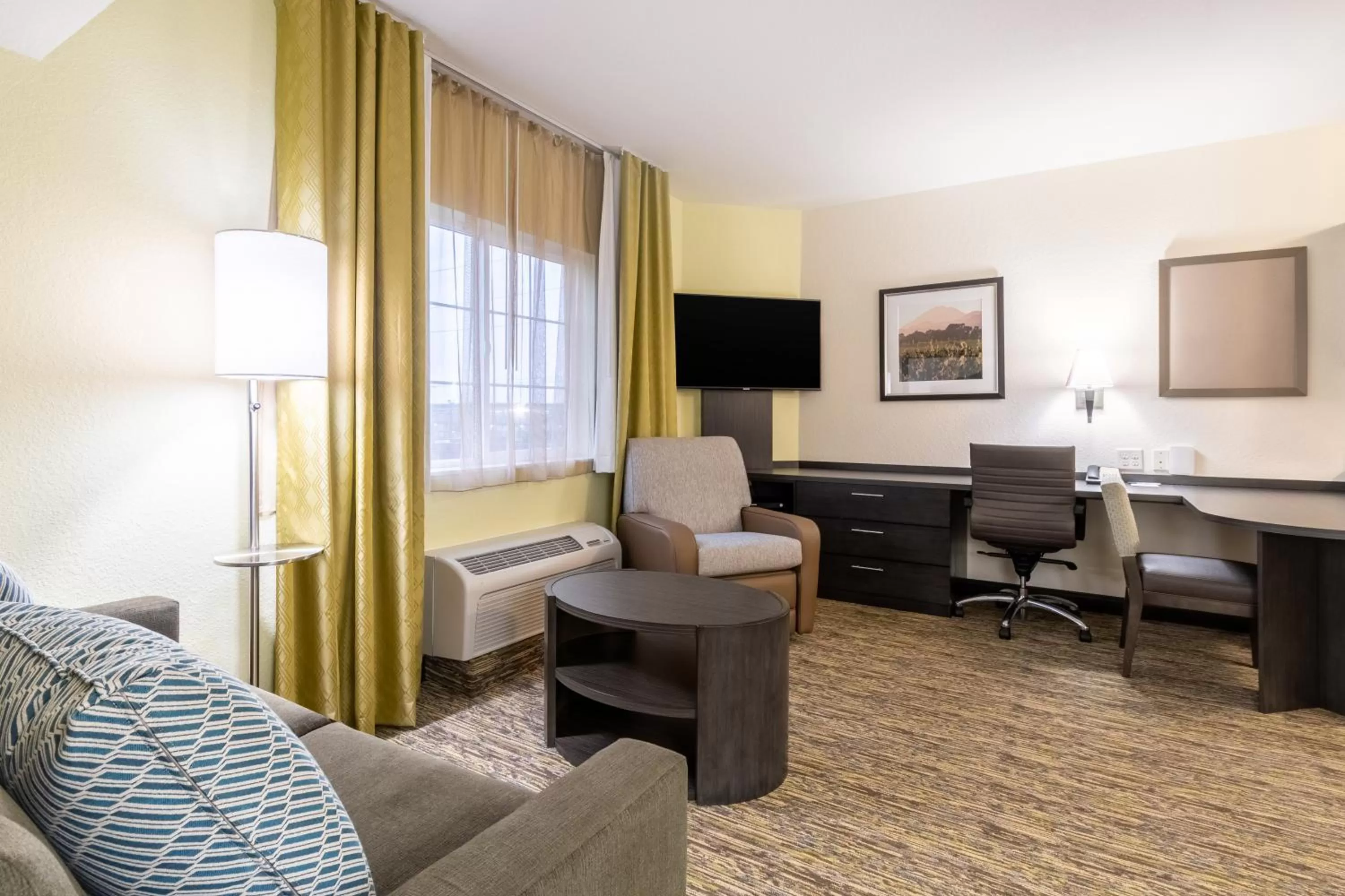 Photo of the whole room in Candlewood Suites Portland Airport by IHG