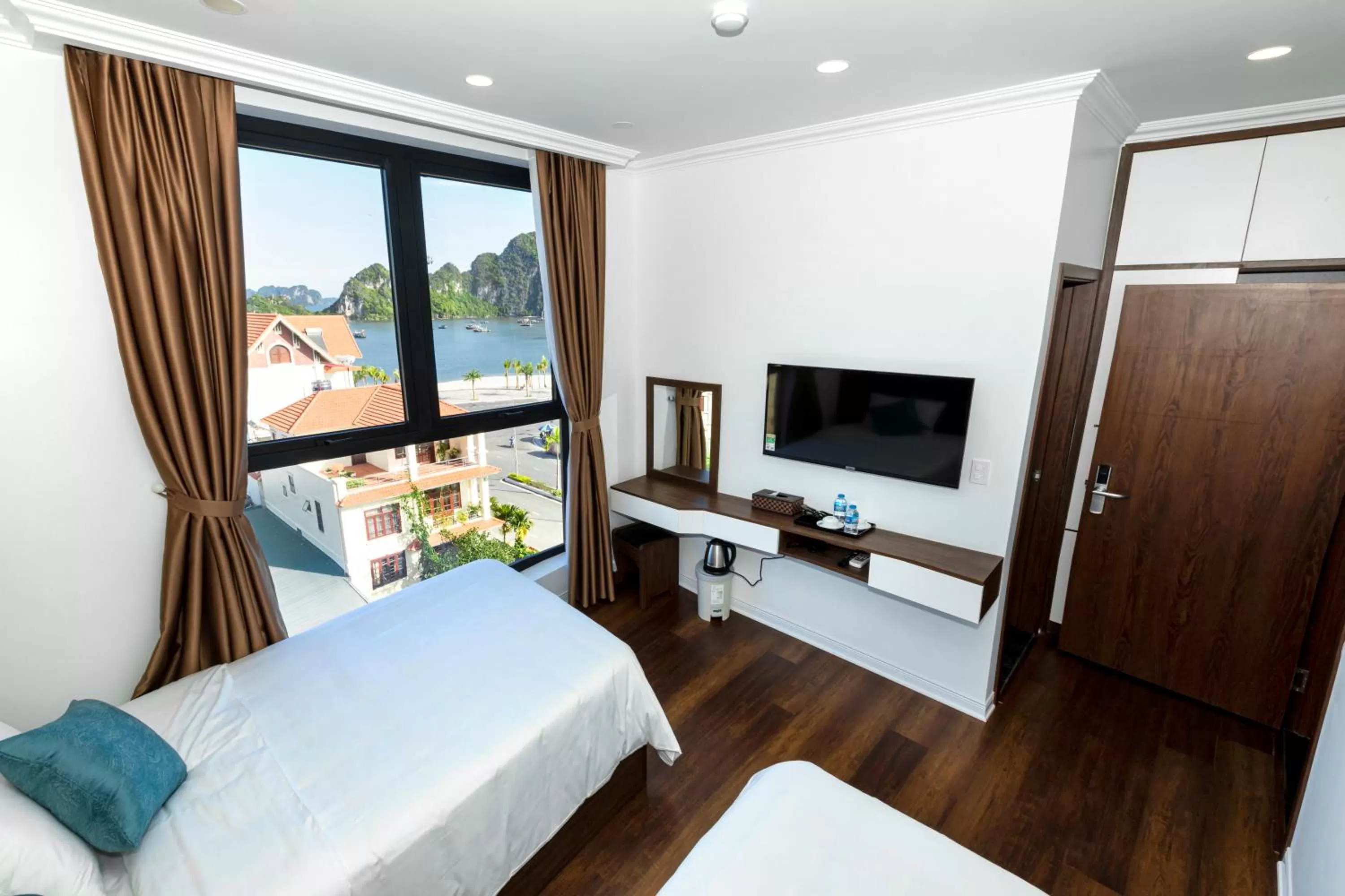 Minh Phong Hotel Ha Long