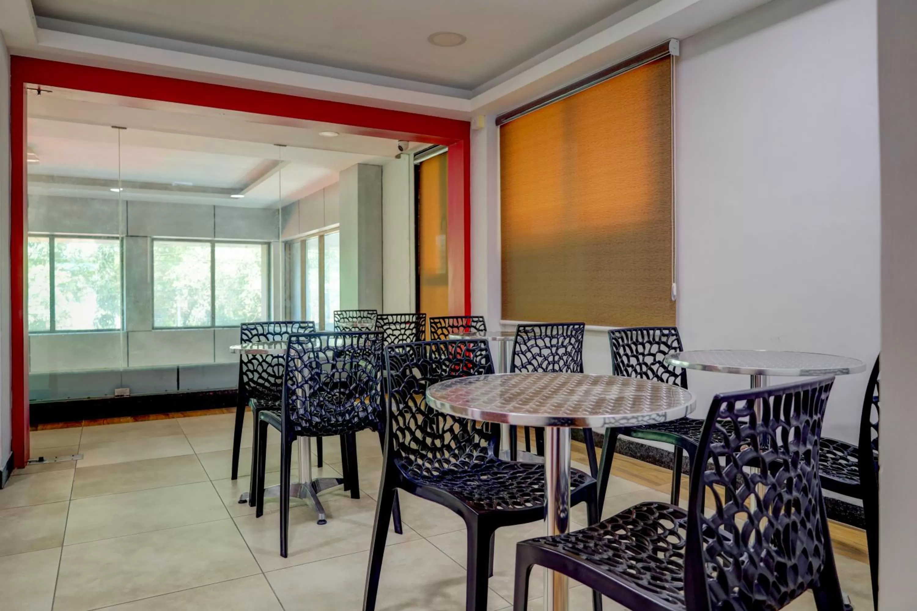 Dining area in Treebo Vetri Supreme Residency