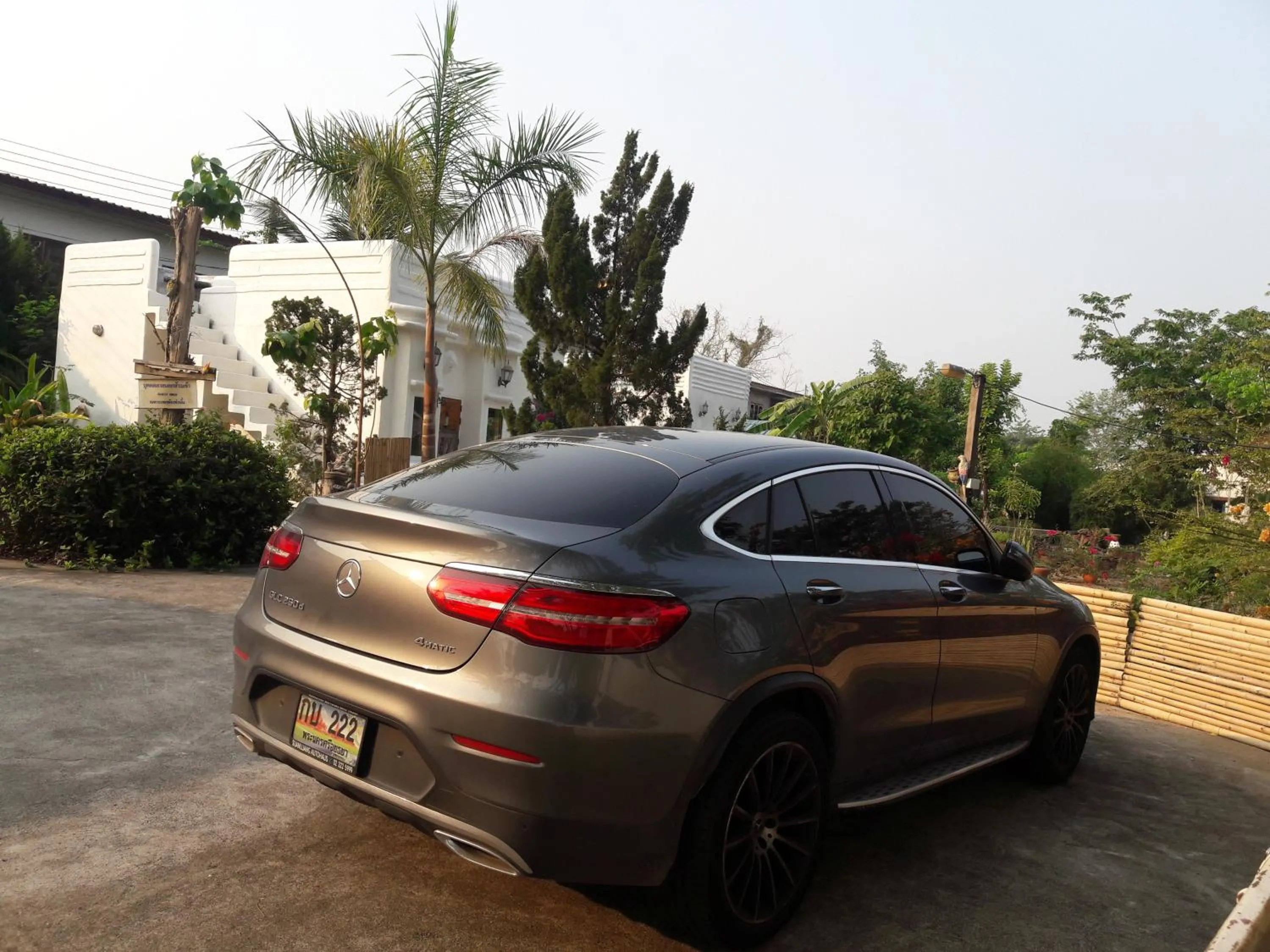 Scenic Riverside Resort