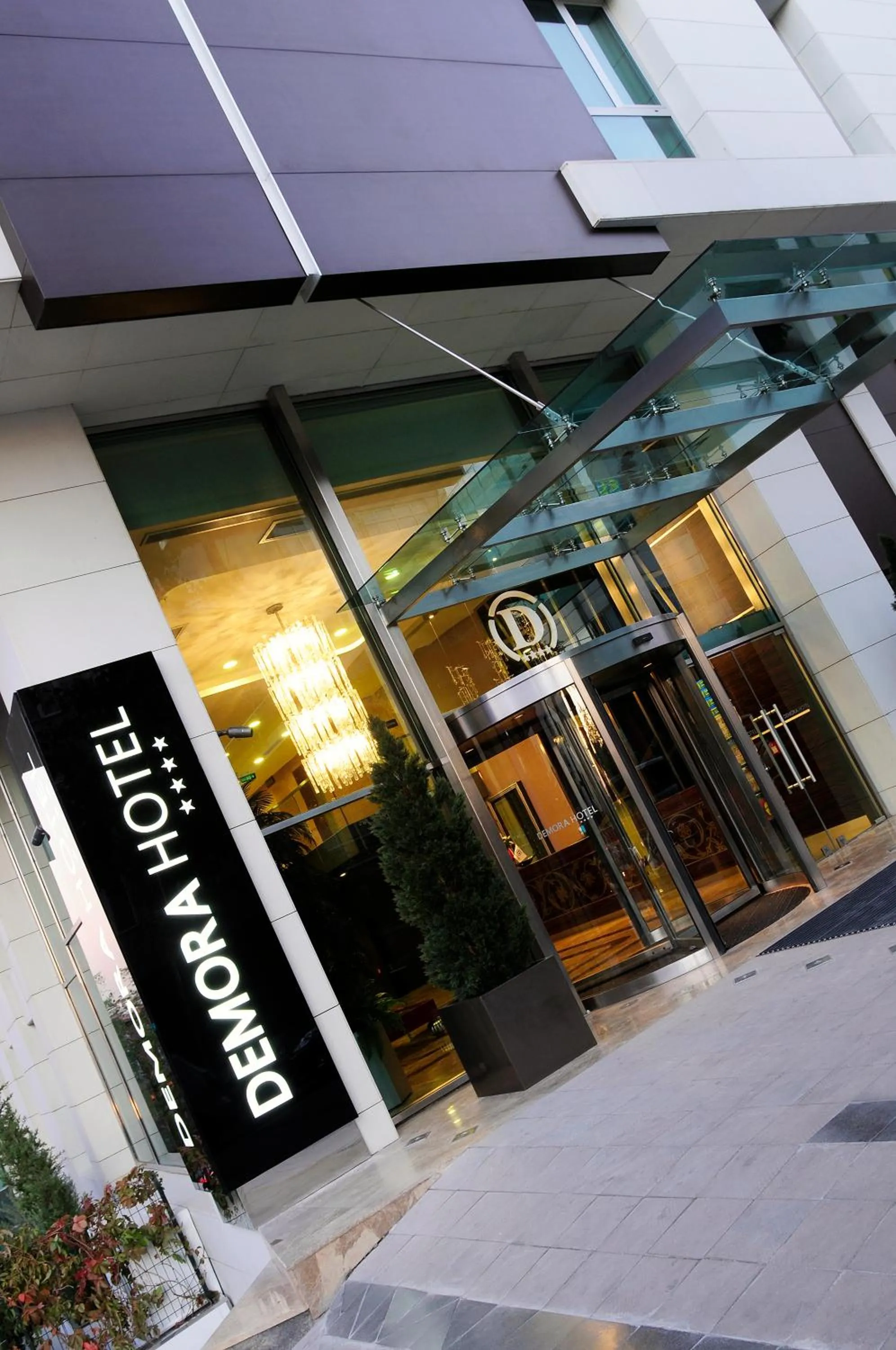 Facade/entrance in Demora Hotel