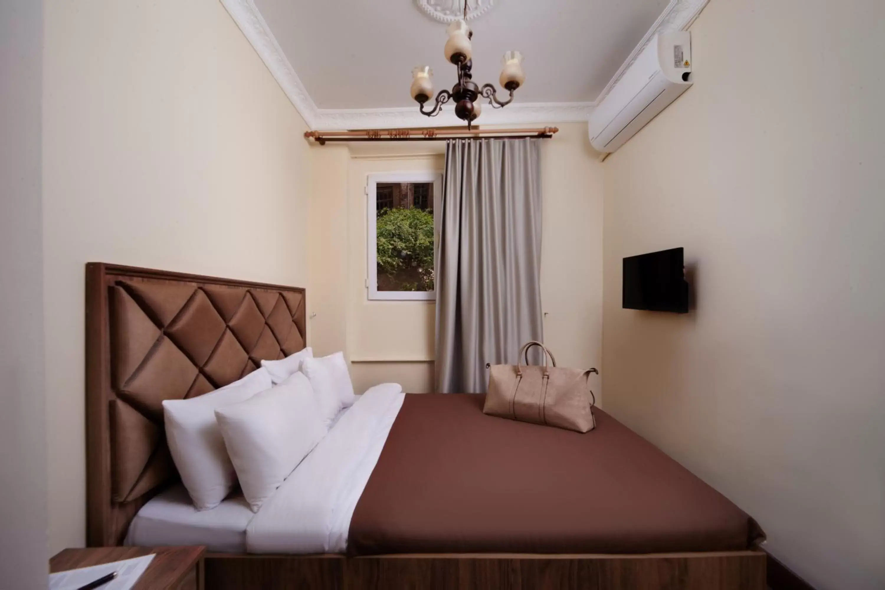 Standard Double Room in taxim cool Standard Double Room in taxim cool