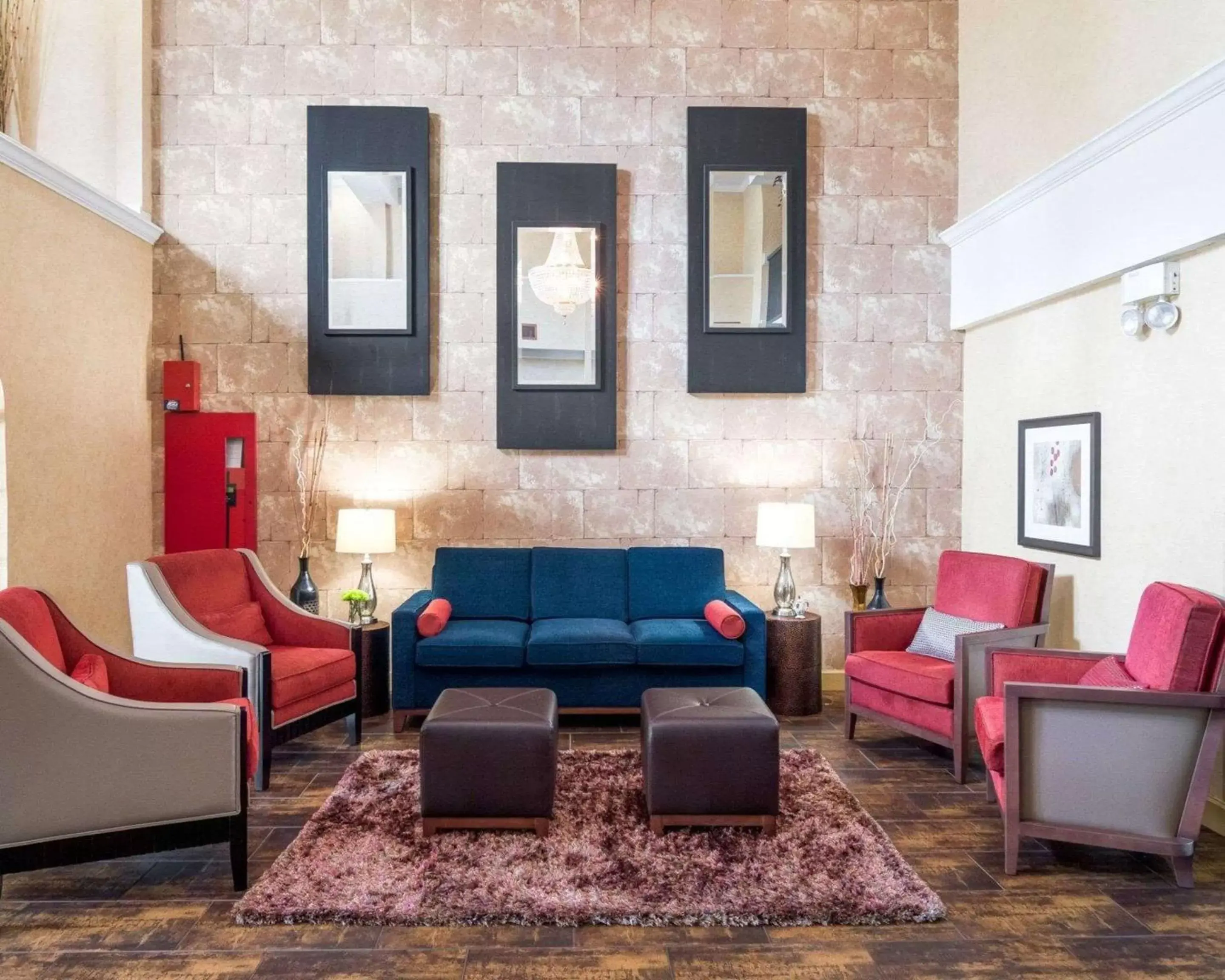 Lobby or reception, Seating Area in Comfort Suites Las Colinas Center