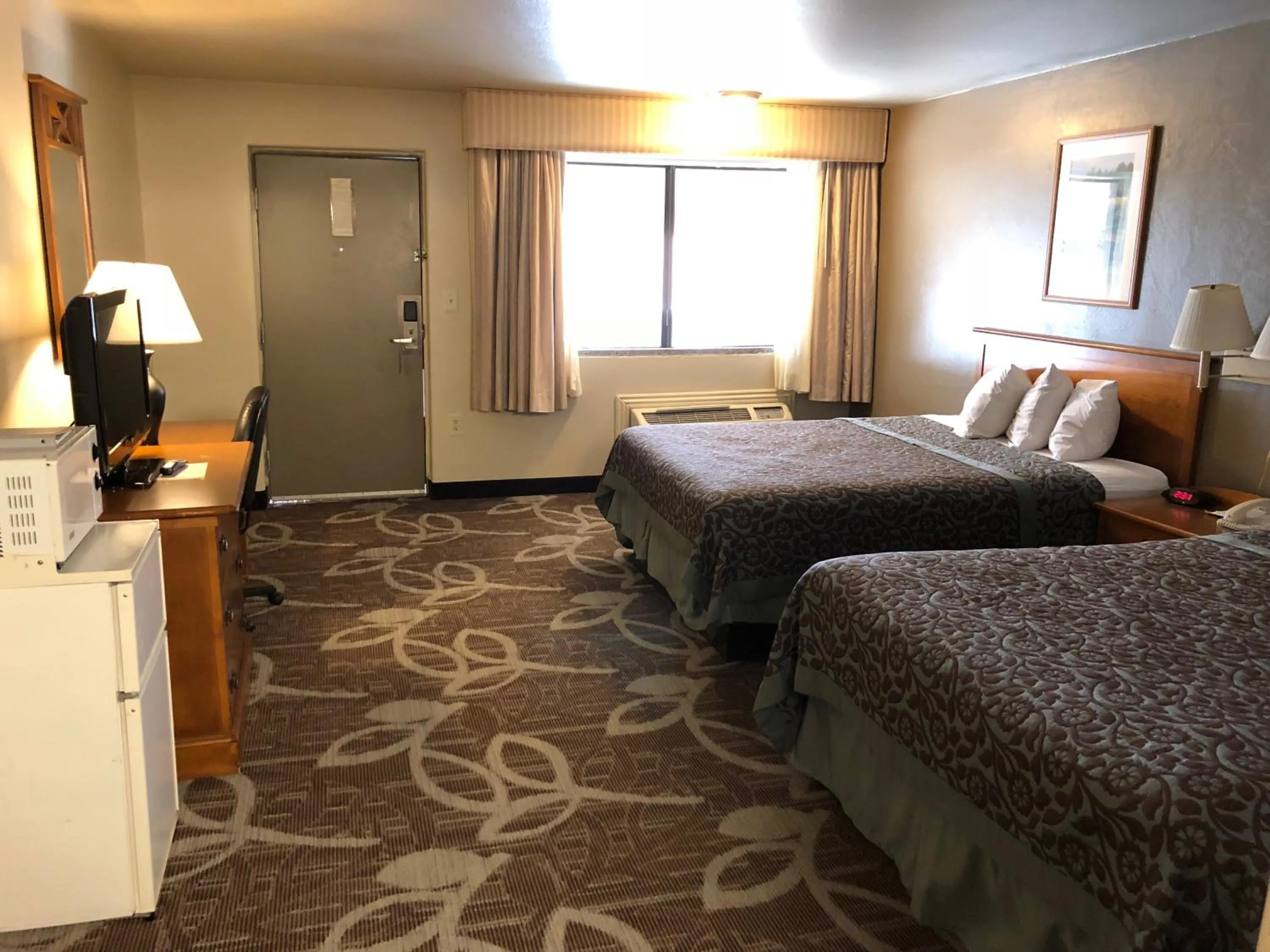 Bed in Days Inn by Wyndham Provo