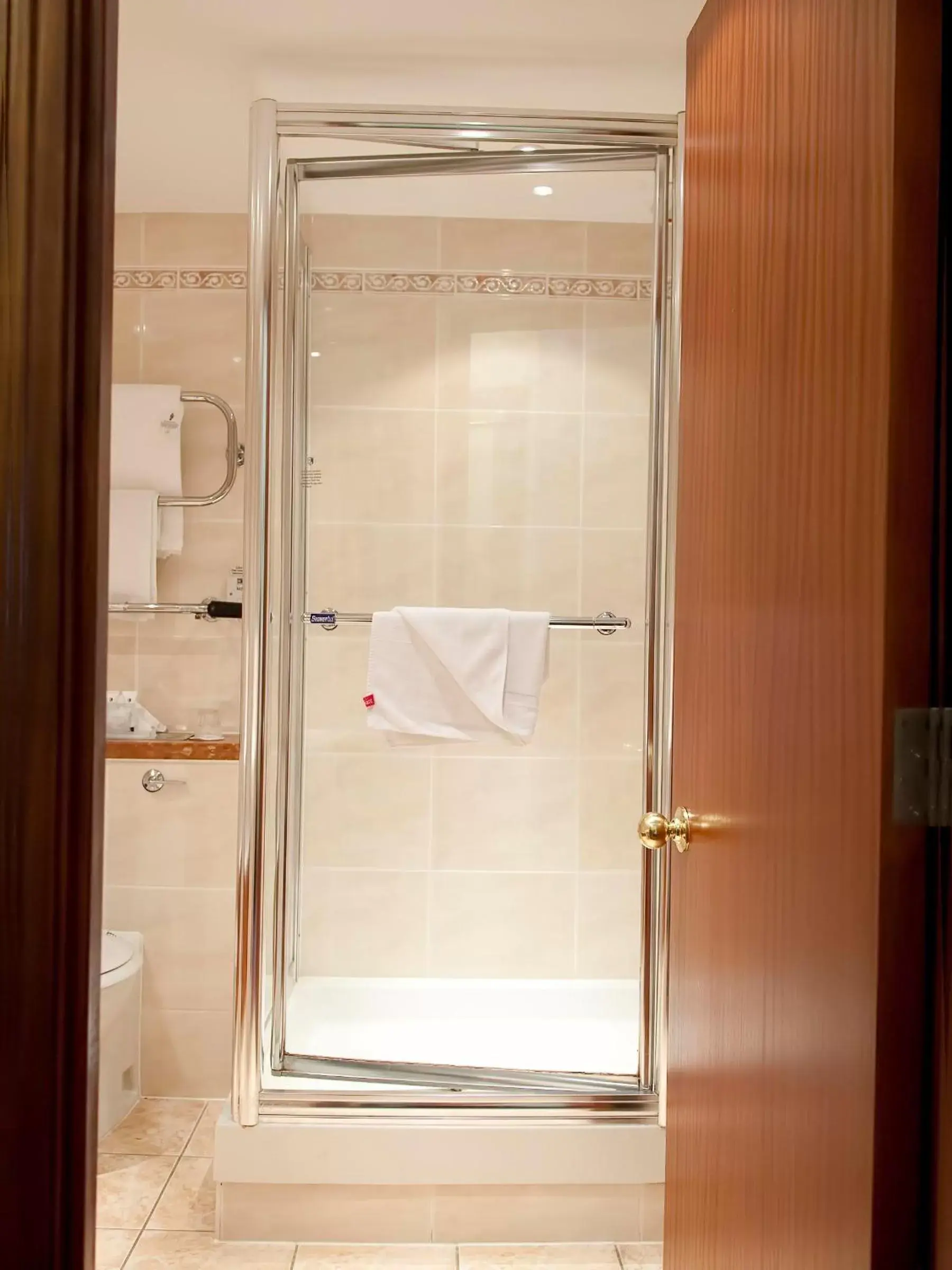 Shower, Bathroom in Ansty Hall