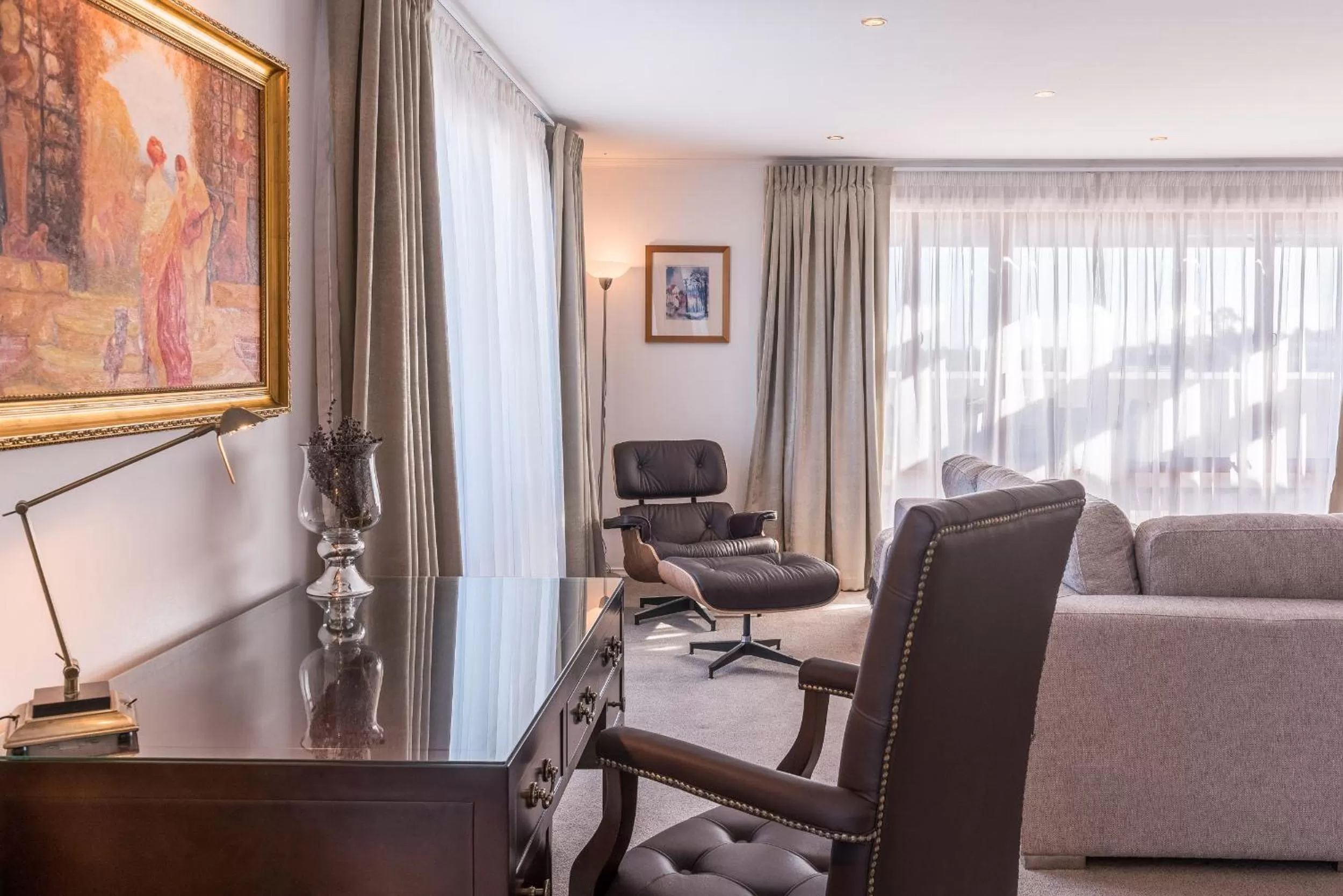 Seating area in Fino Hotel & Suites