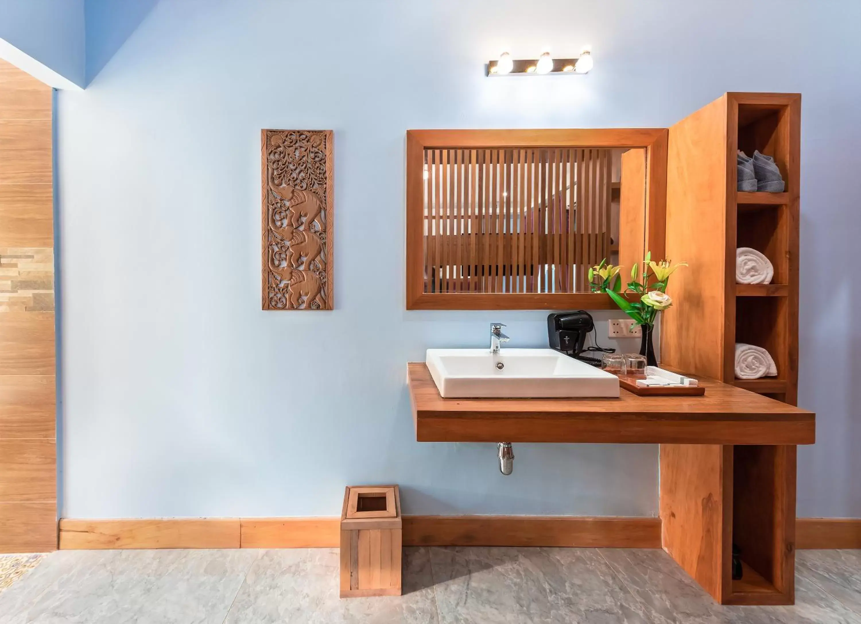 Bathroom in Cheata Residence