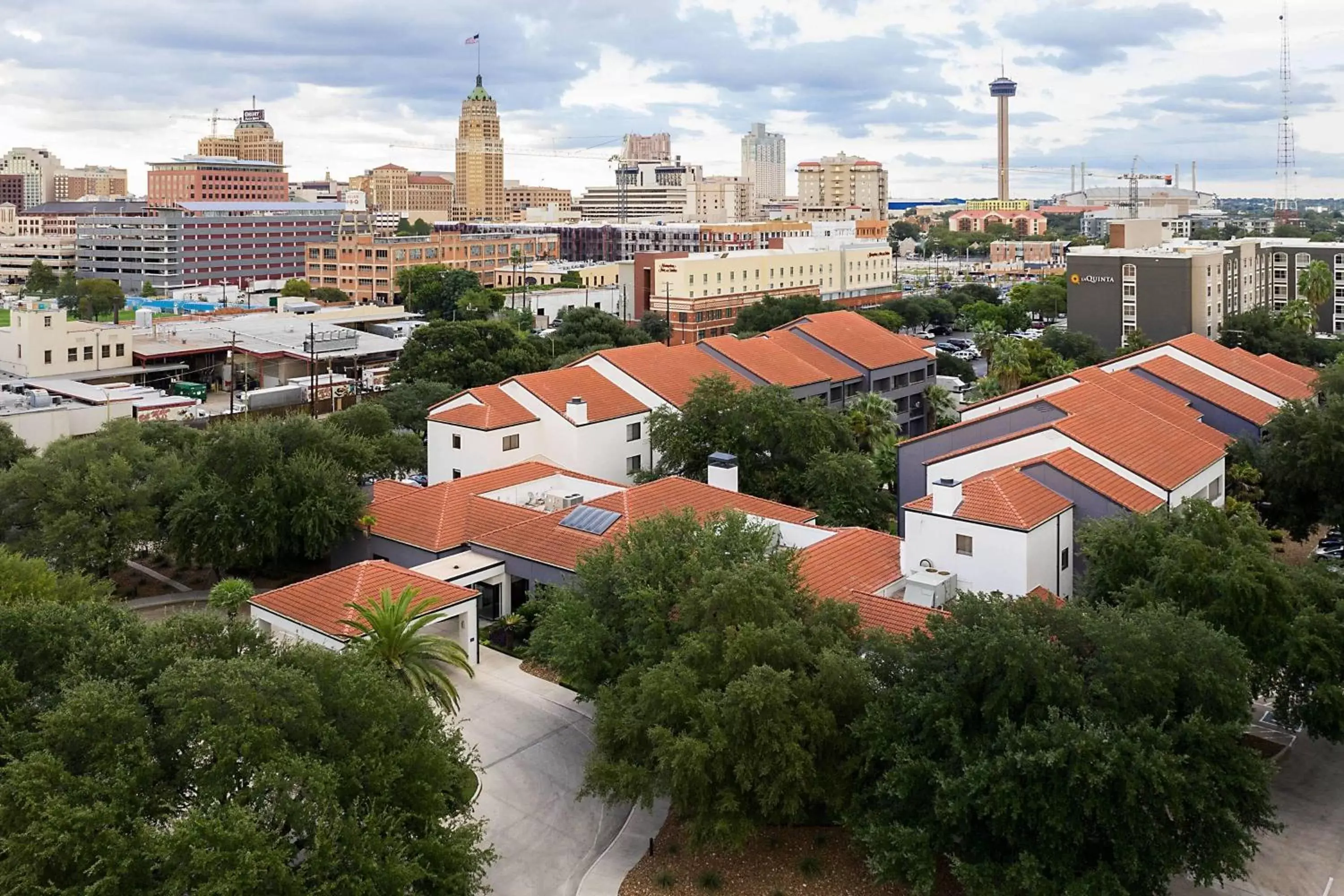 Property building, Bird's-eye View in Courtyard by Marriott San Antonio Downtown