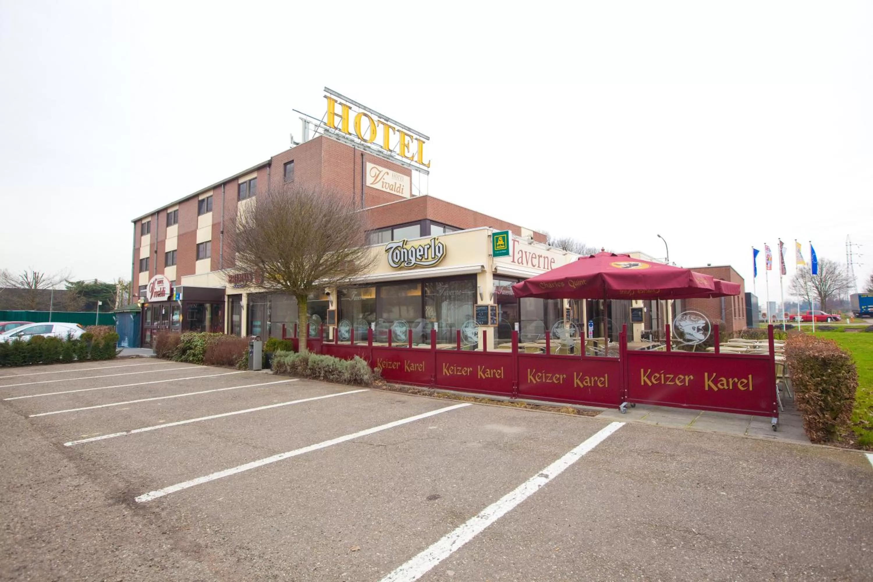 Facade/entrance in Vivaldi Hotel