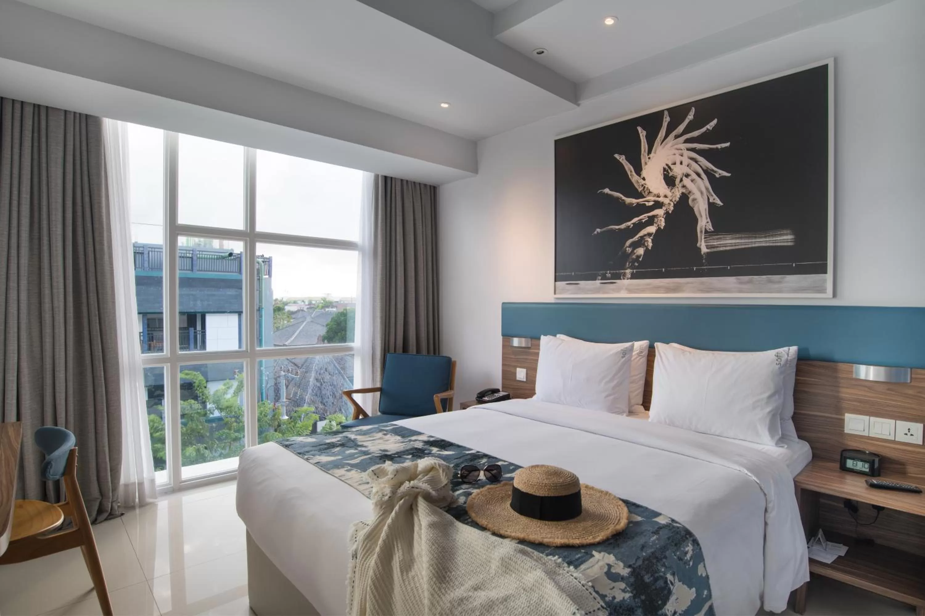 Photo of the whole room, Bed in Holiday Inn Express Baruna by IHG