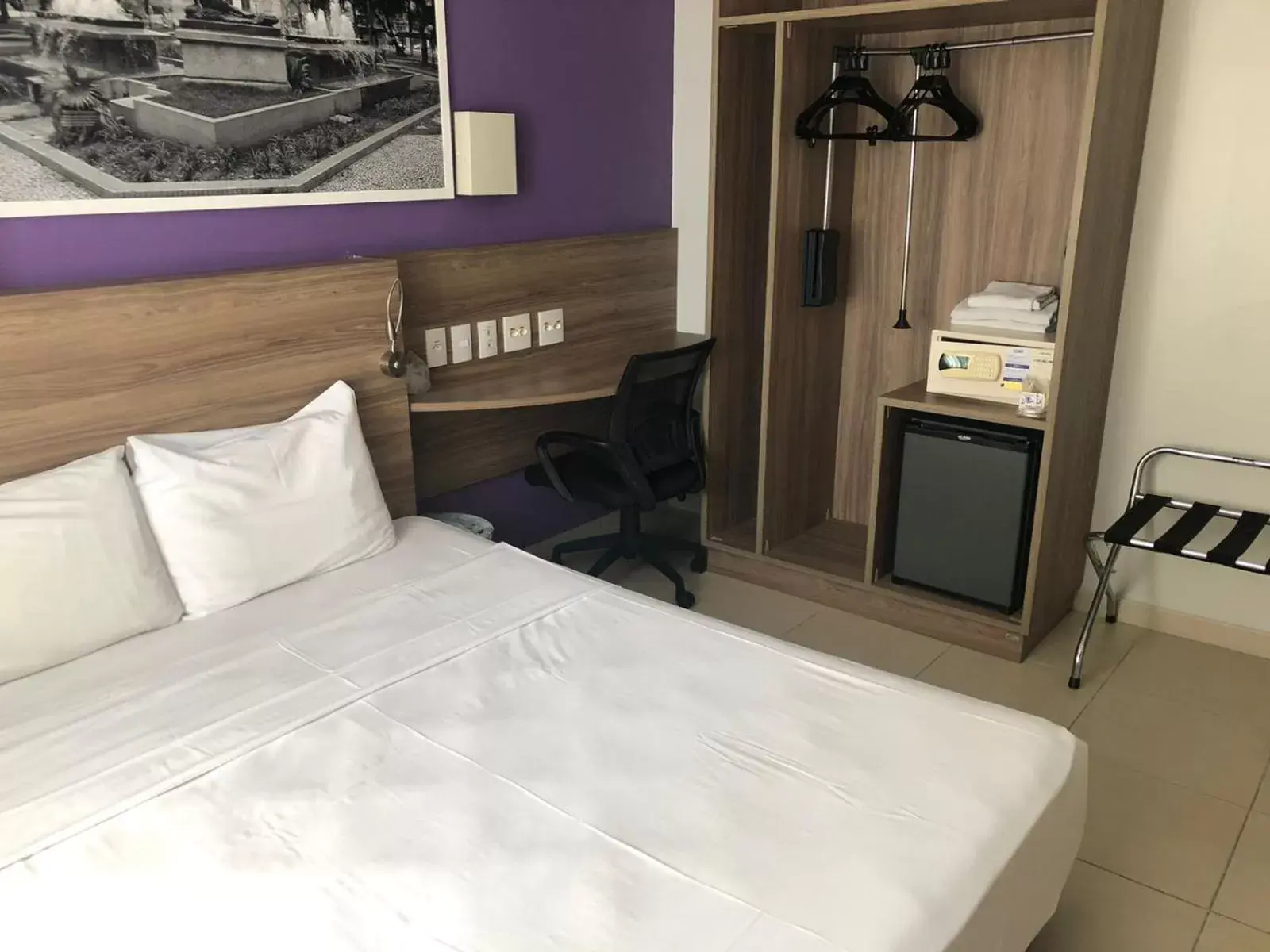 Bedroom, Bed in Comfort Hotel Santos Bedroom, Bed in Comfort Hotel Santos