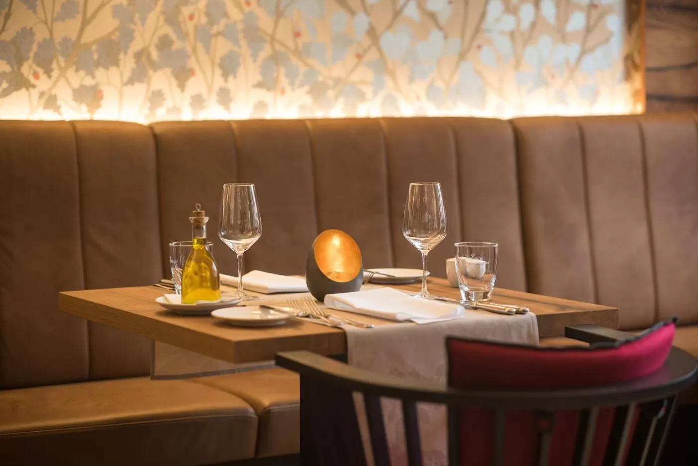 Restaurant/places to eat in Hotel Bayerischer Hof