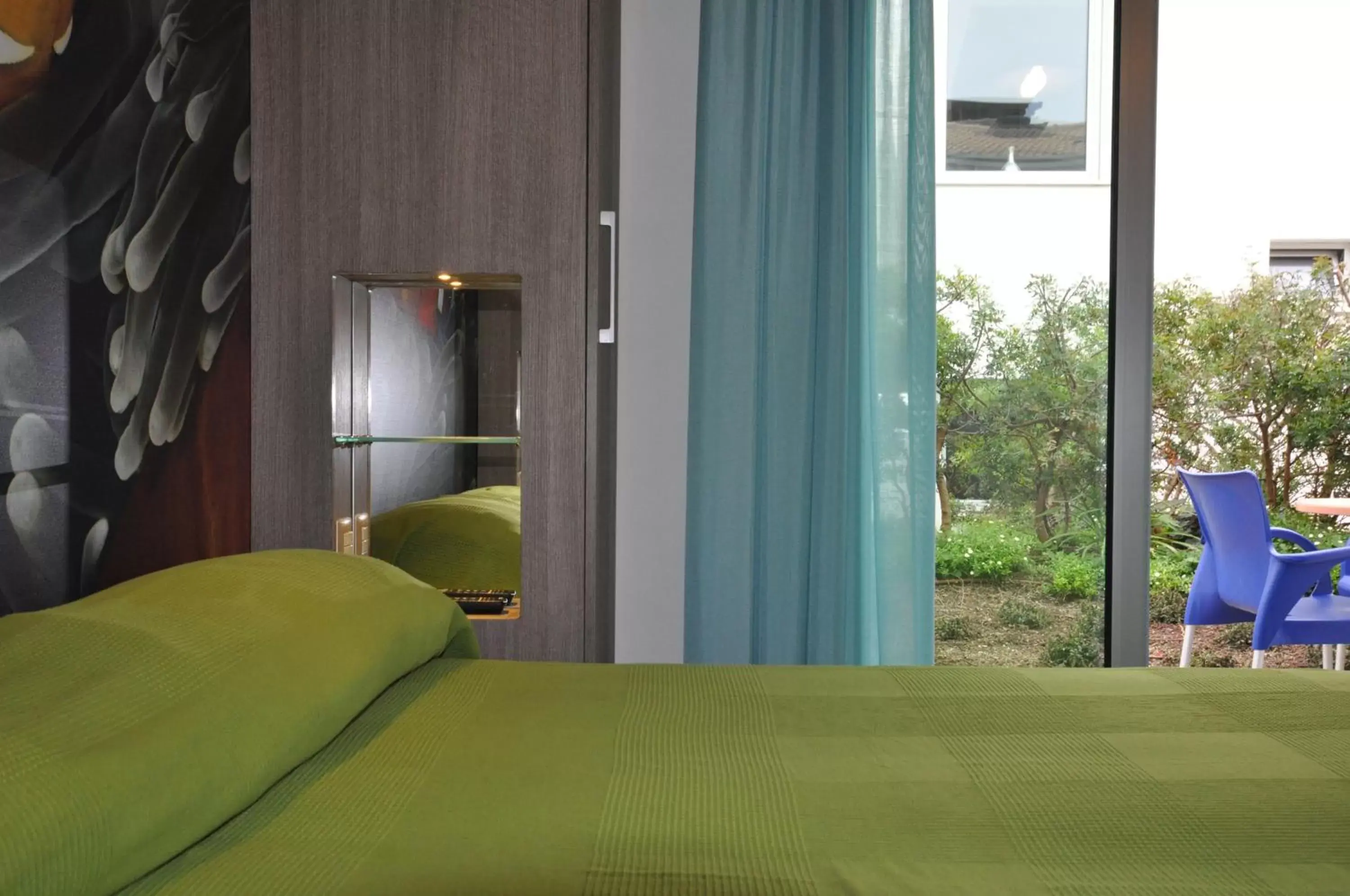 Garden, Bed in Hotel Miramare
