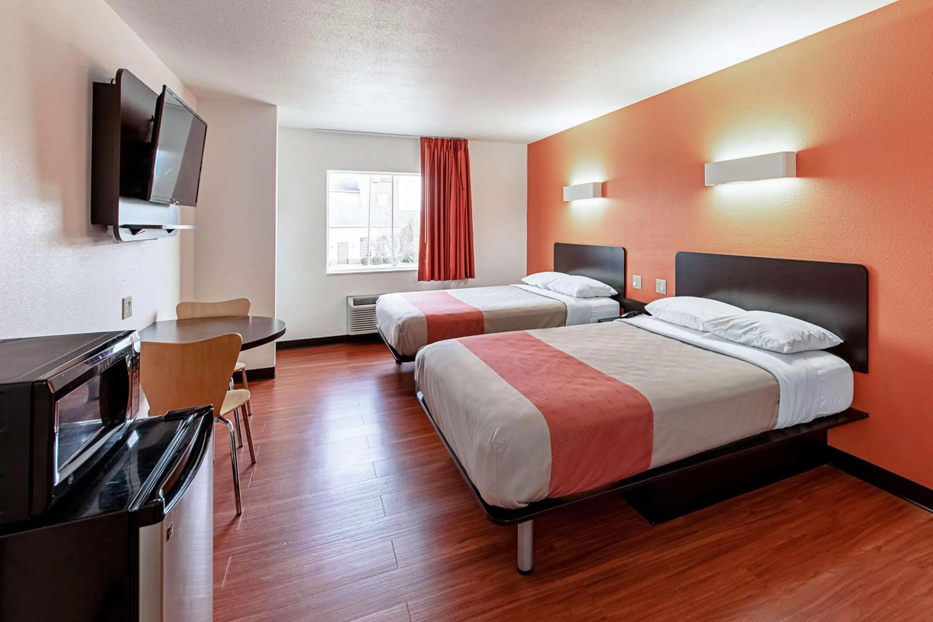 Photo of the whole room, Bed in Motel 6-Lebanon, IN