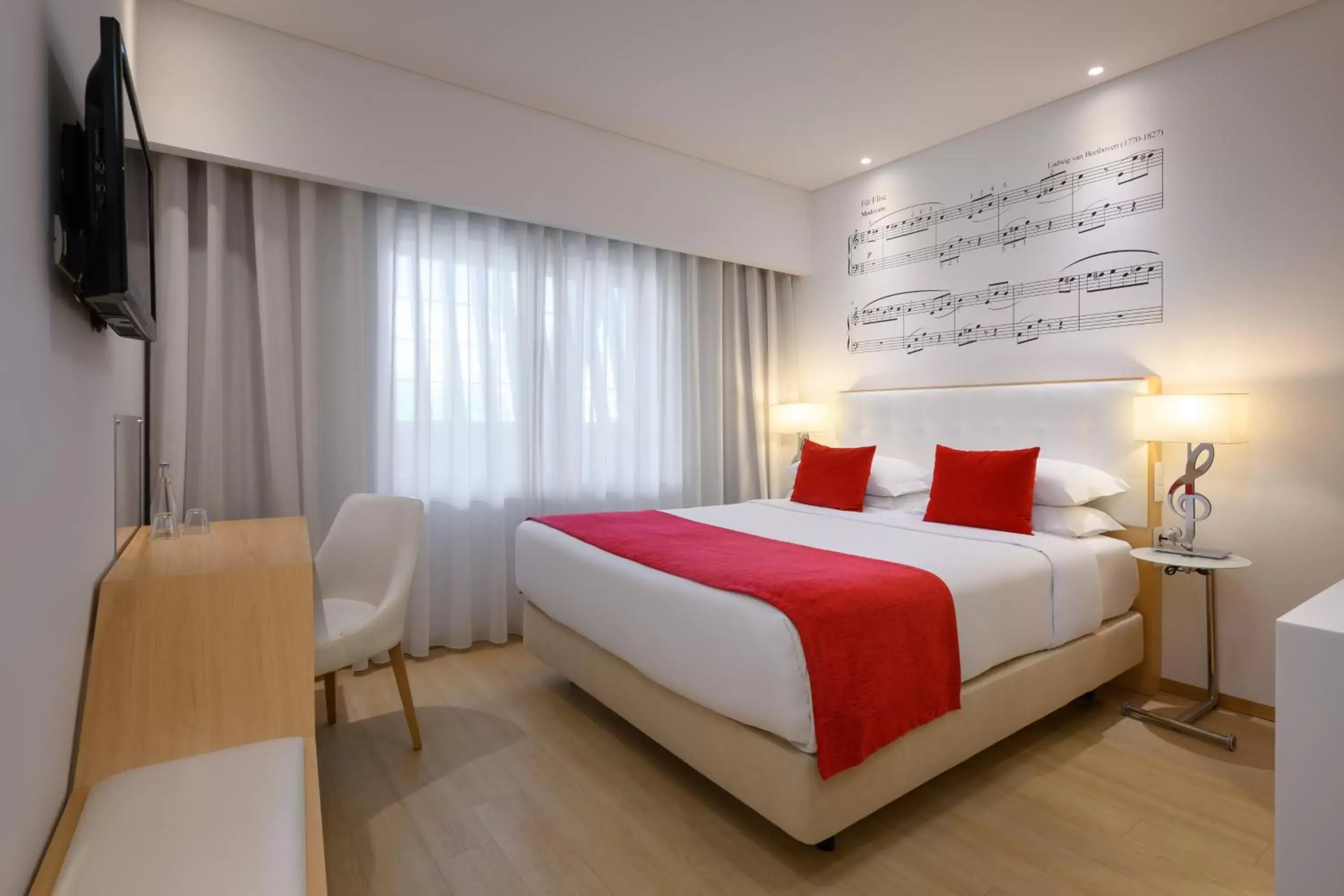 Bedroom, Bed in Hotel da Música