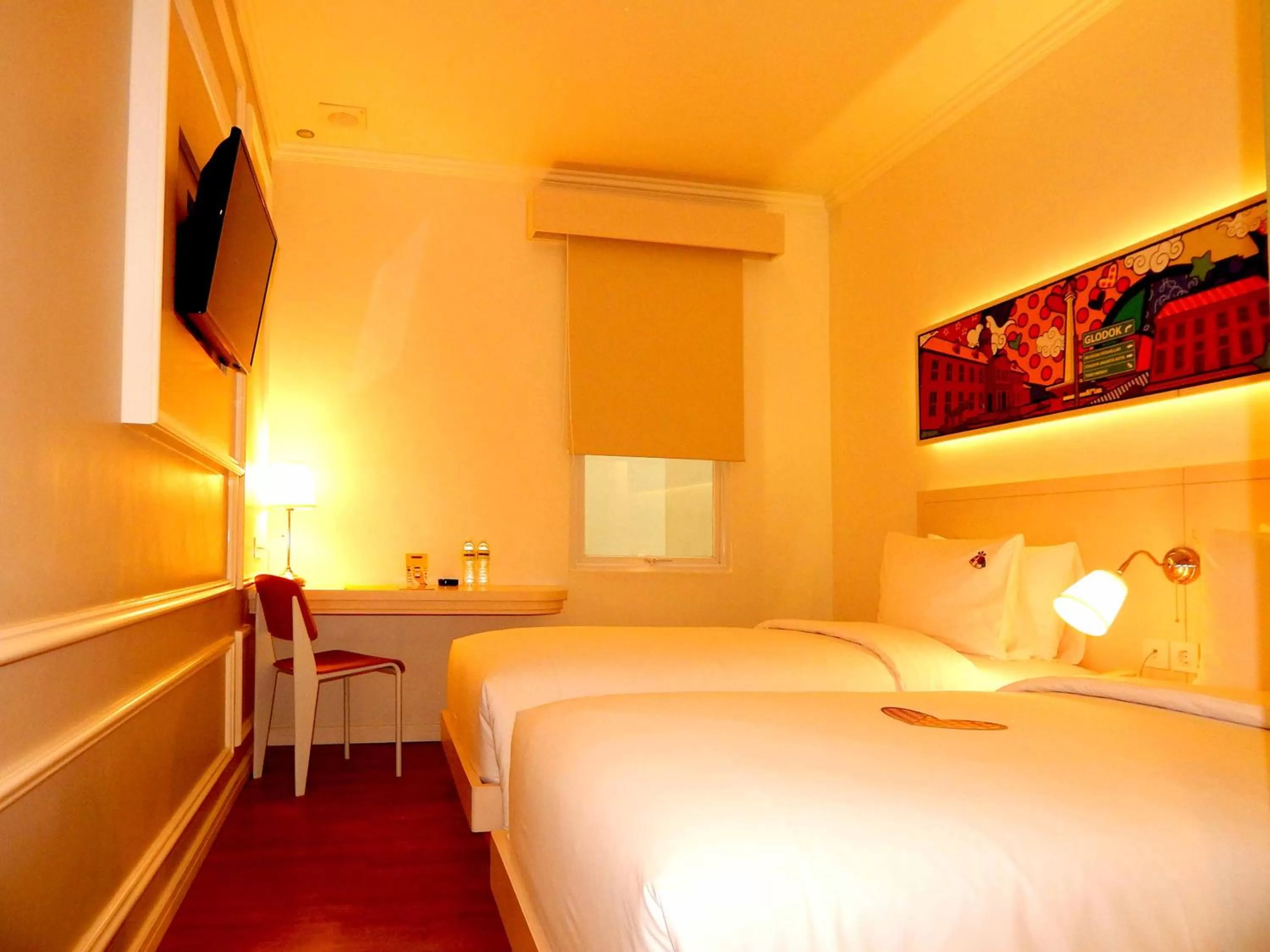 Bed in MaxOne Signature Glodok Jakarta