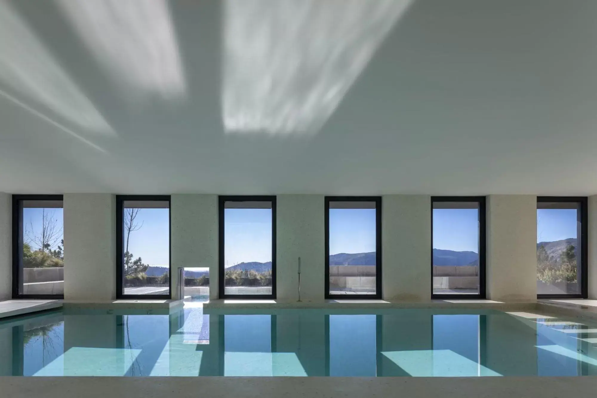 Pool view, Swimming Pool in Casa de São Lourenço - Burel Mountain Hotels