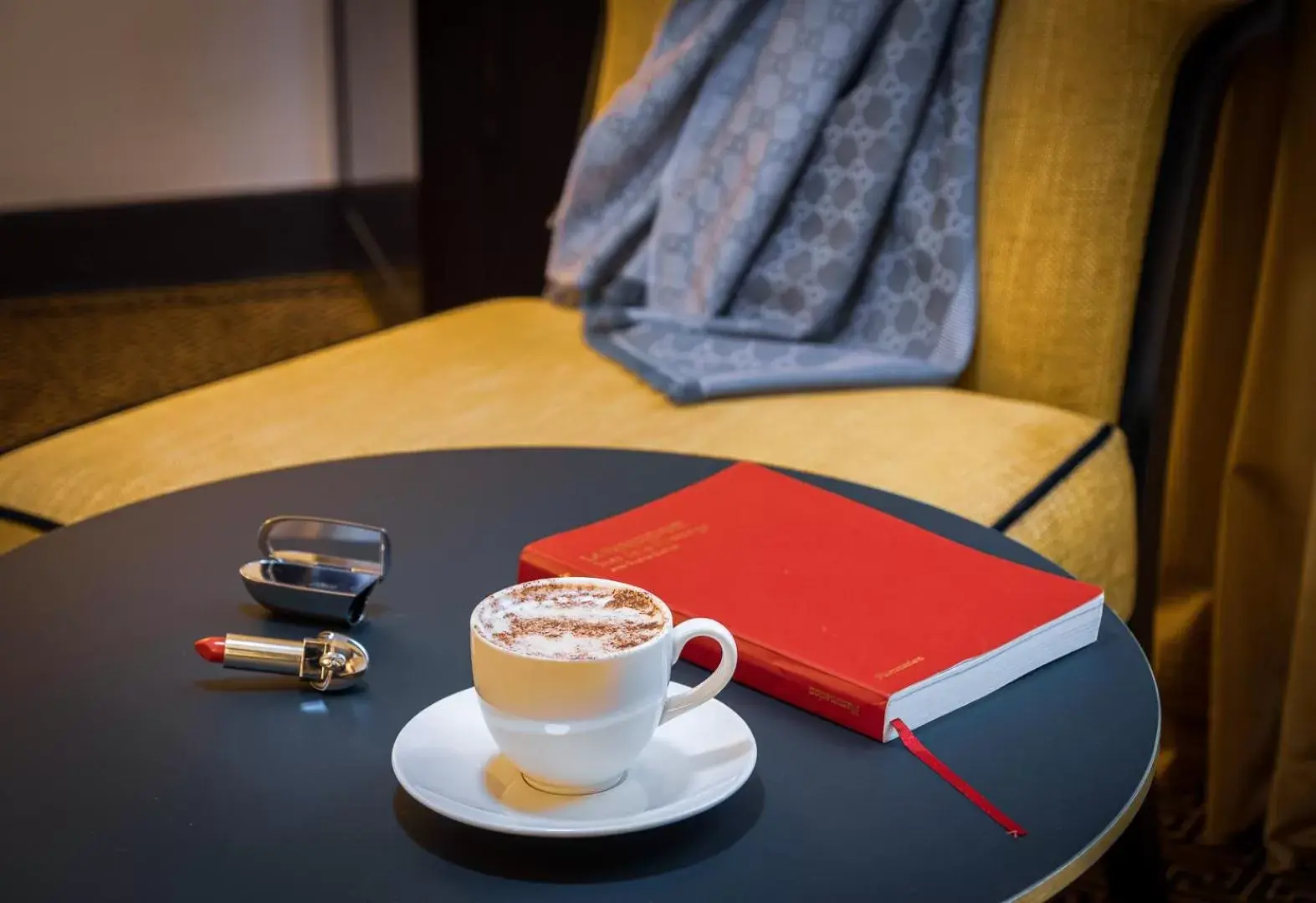 Coffee/tea facilities in Hôtel Le Marquis by Inwood Hotels