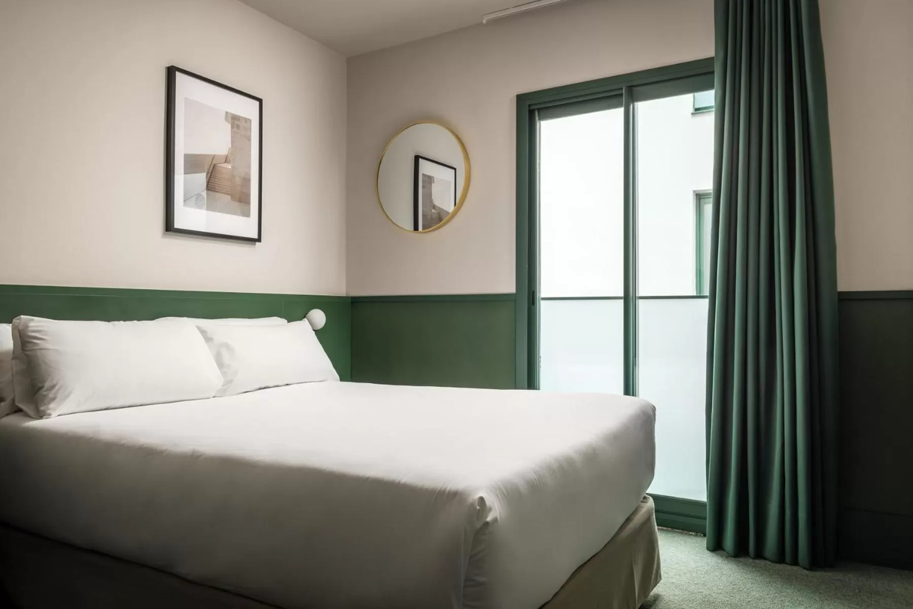 Bedroom, Bed in BYPILLOW Mothern