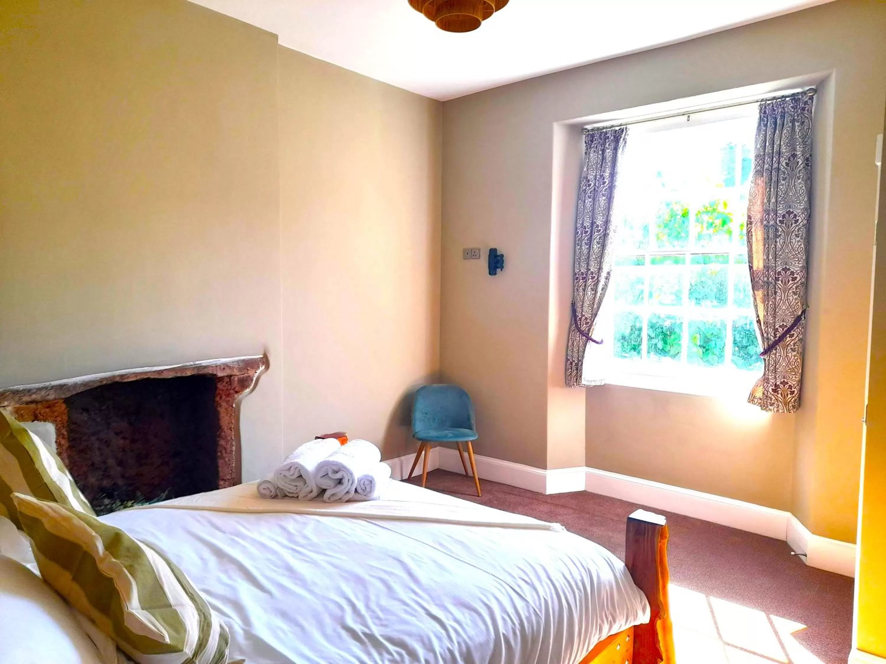 Photo of the whole room, Bed in The Olive Well